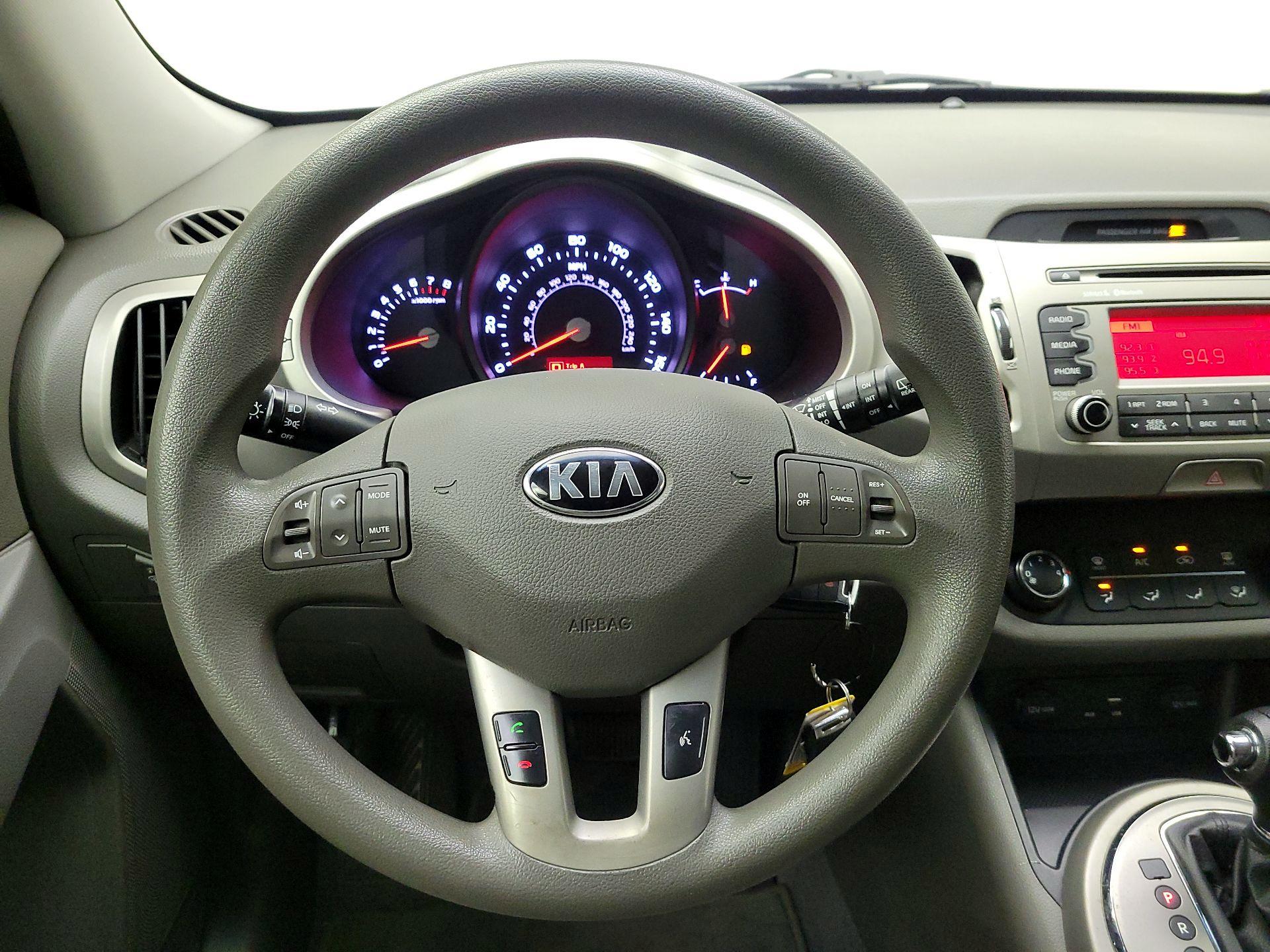 Thumbnail: 2016 Kia Sportage - 10