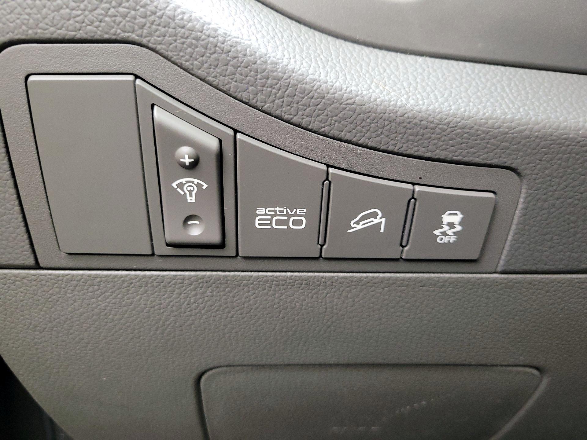 Thumbnail: 2016 Kia Sportage - 13