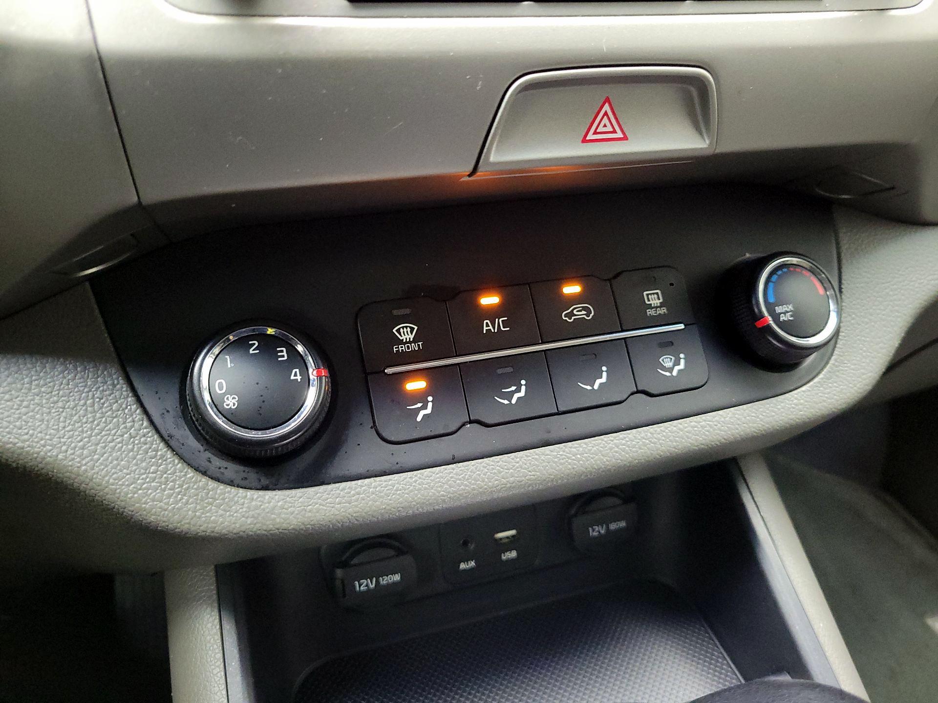 Thumbnail: 2016 Kia Sportage - 15