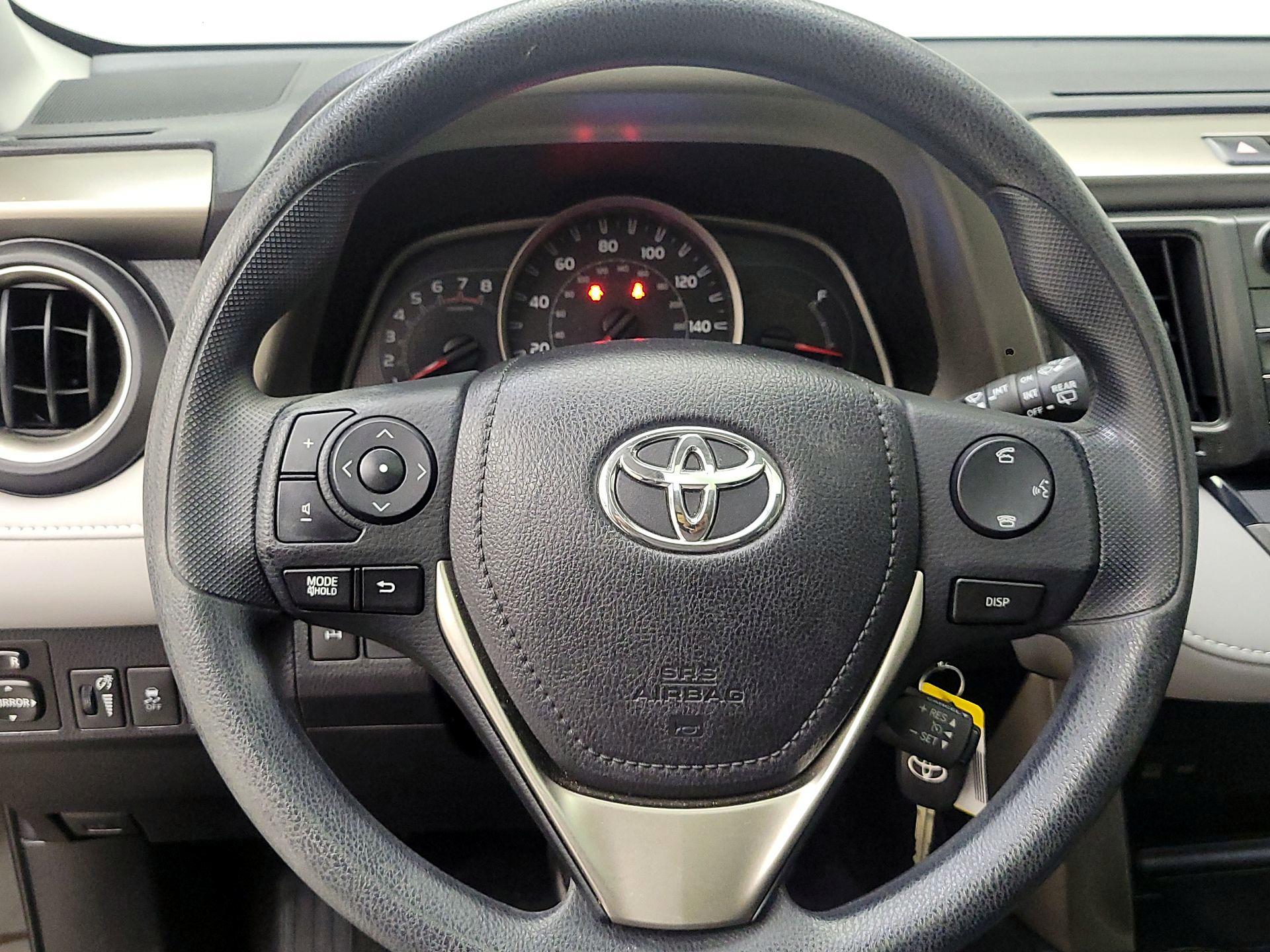 Thumbnail: 2014 Toyota RAV4 - 10