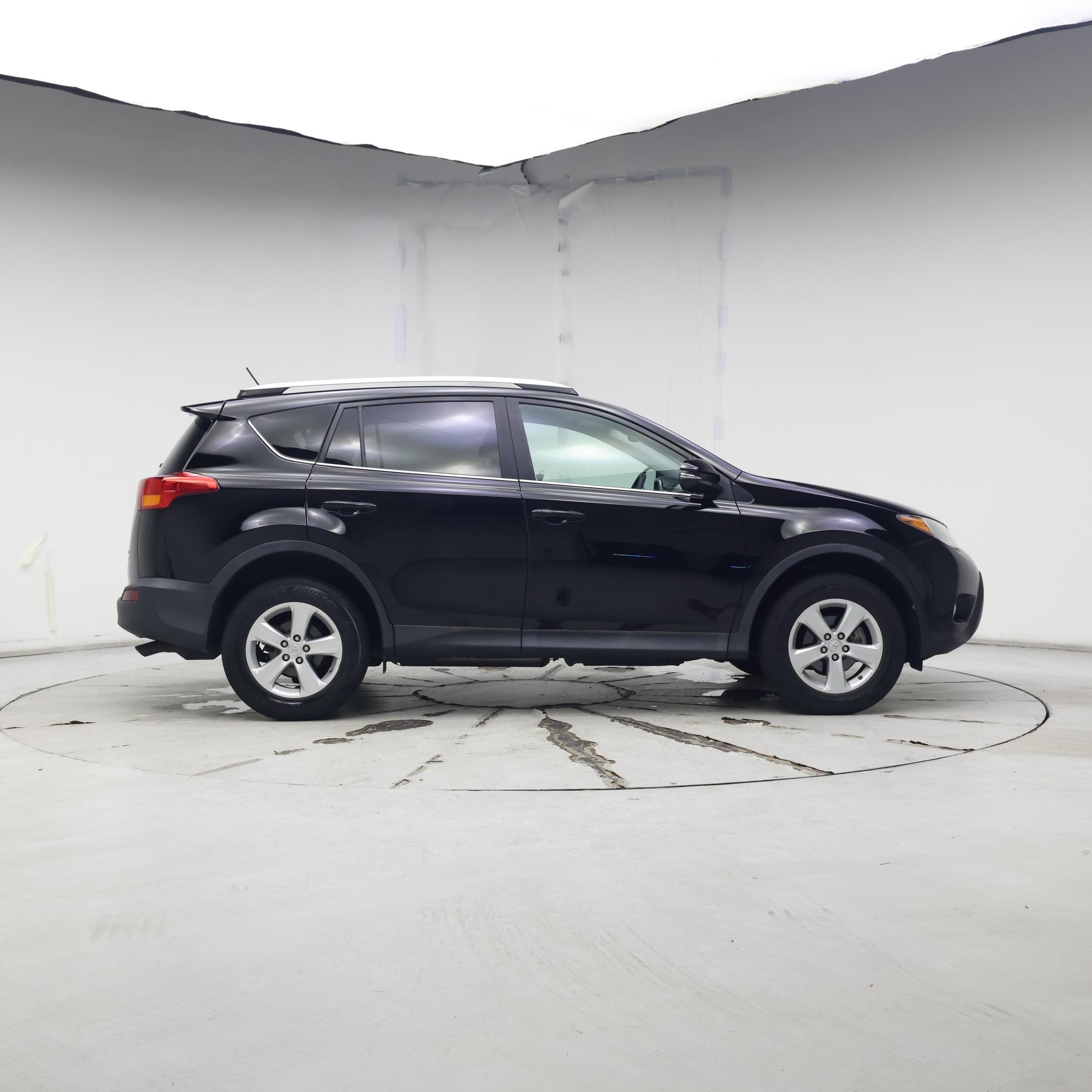 Thumbnail: 2014 Toyota RAV4 - 7