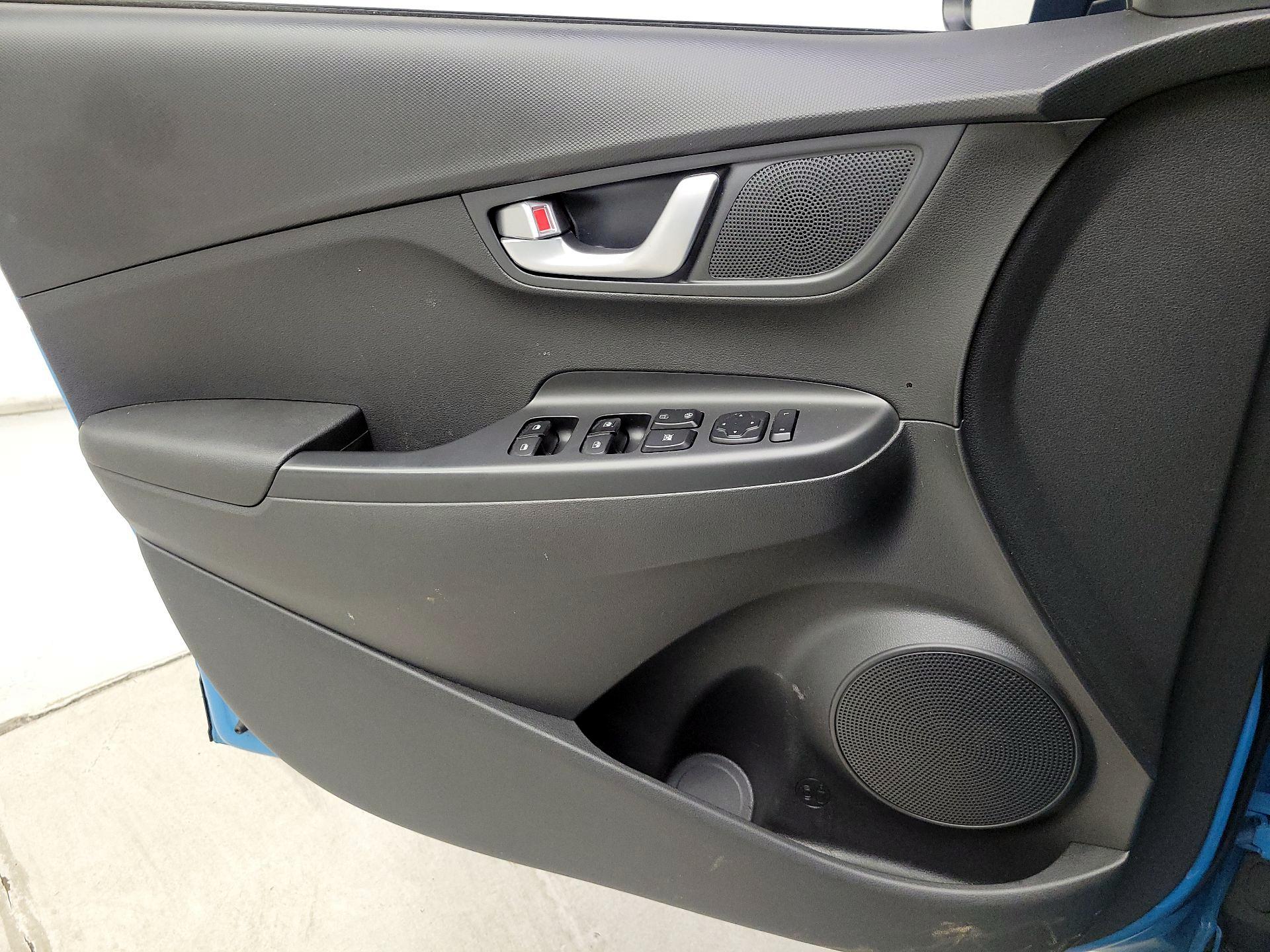 Thumbnail: 2022 Hyundai Kona - 12
