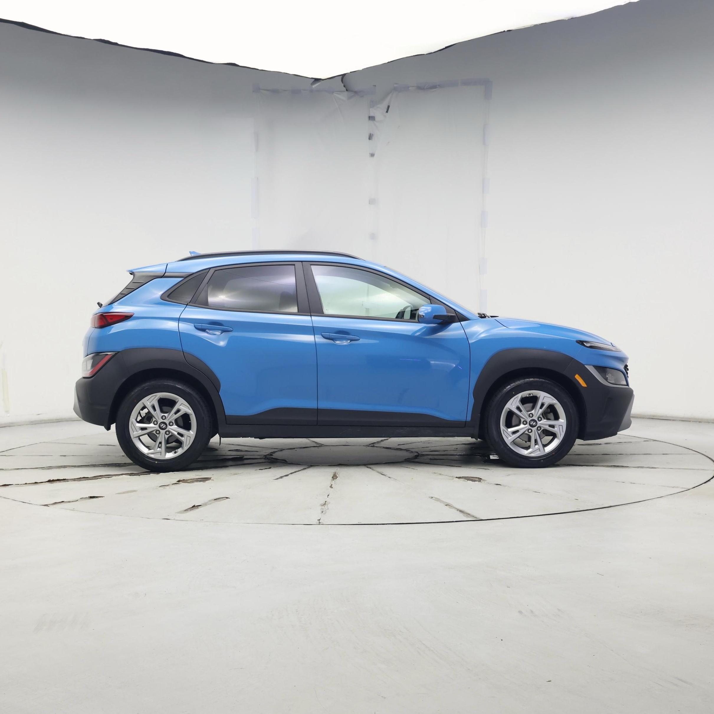 Thumbnail: 2022 Hyundai Kona - 7