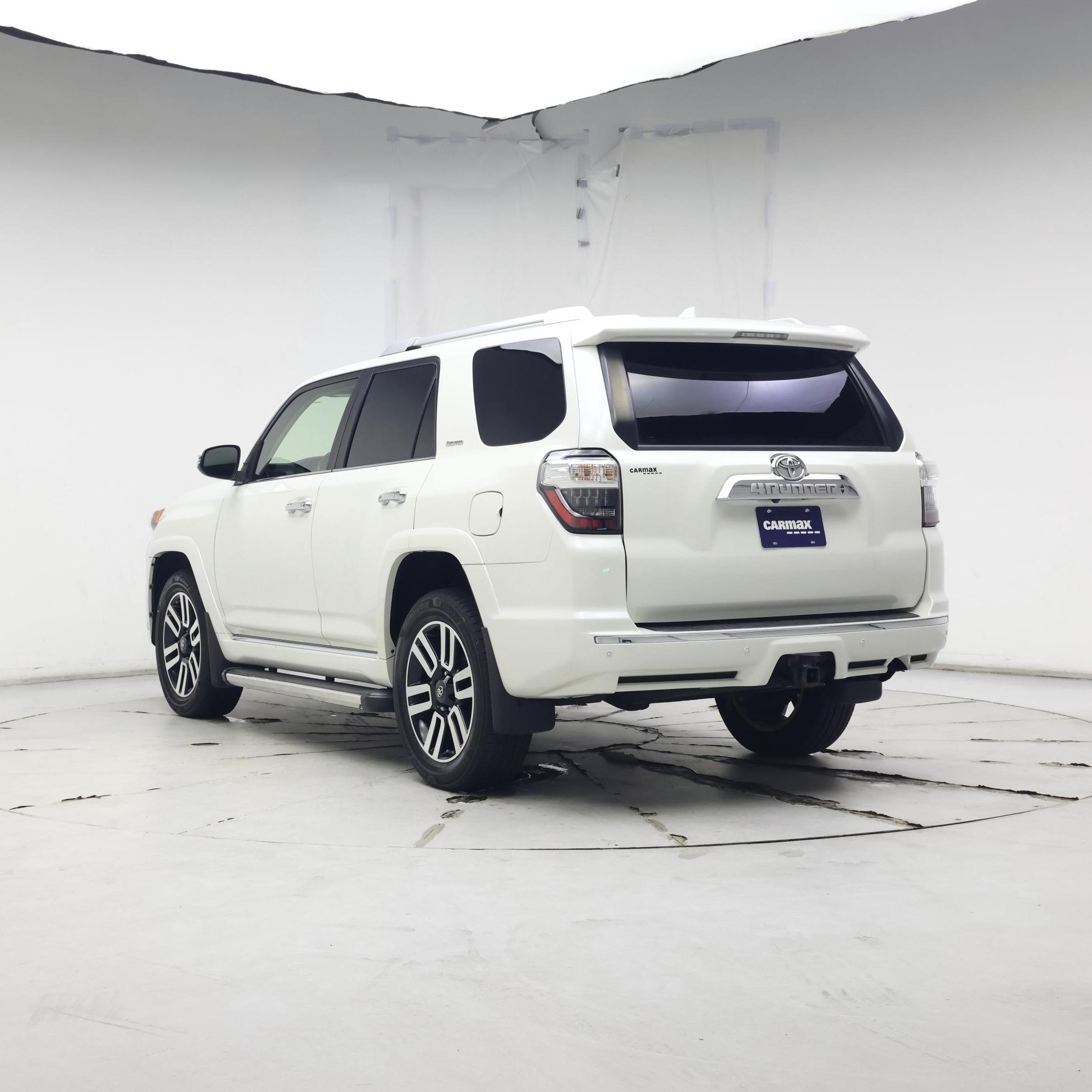 Thumbnail: 2017 Toyota 4Runner - 2