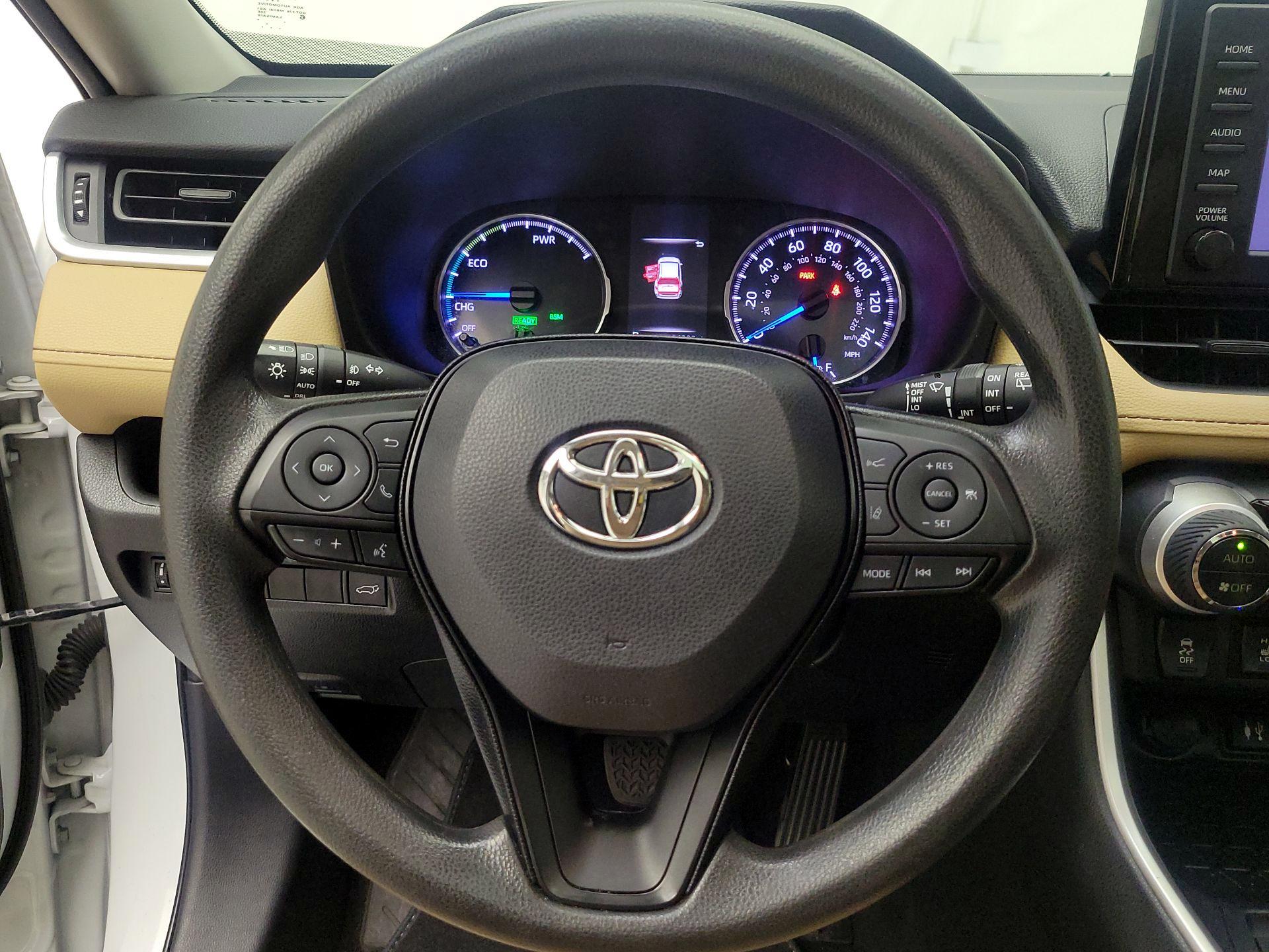 Thumbnail: 2019 Toyota RAV4 - 10