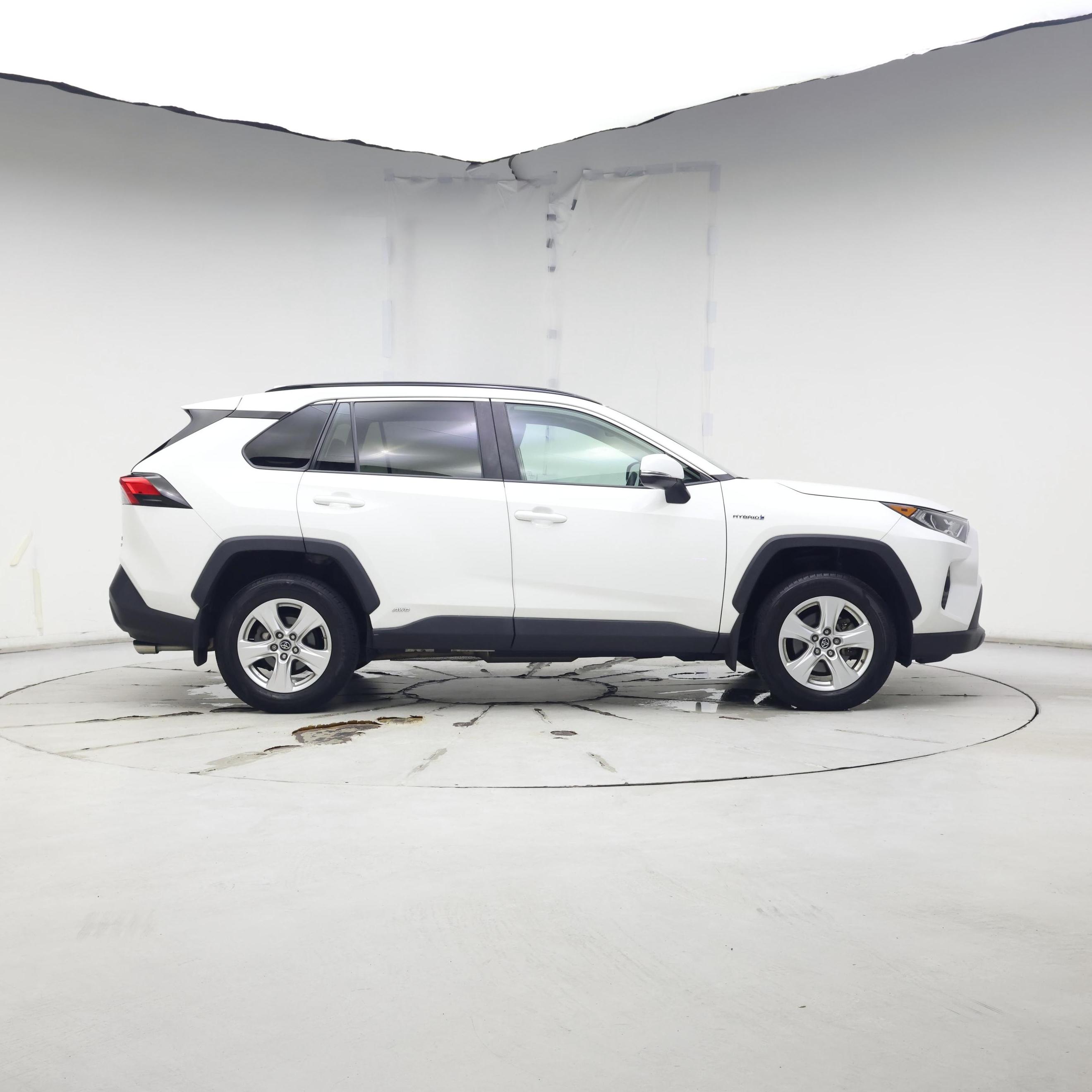 Thumbnail: 2019 Toyota RAV4 - 7