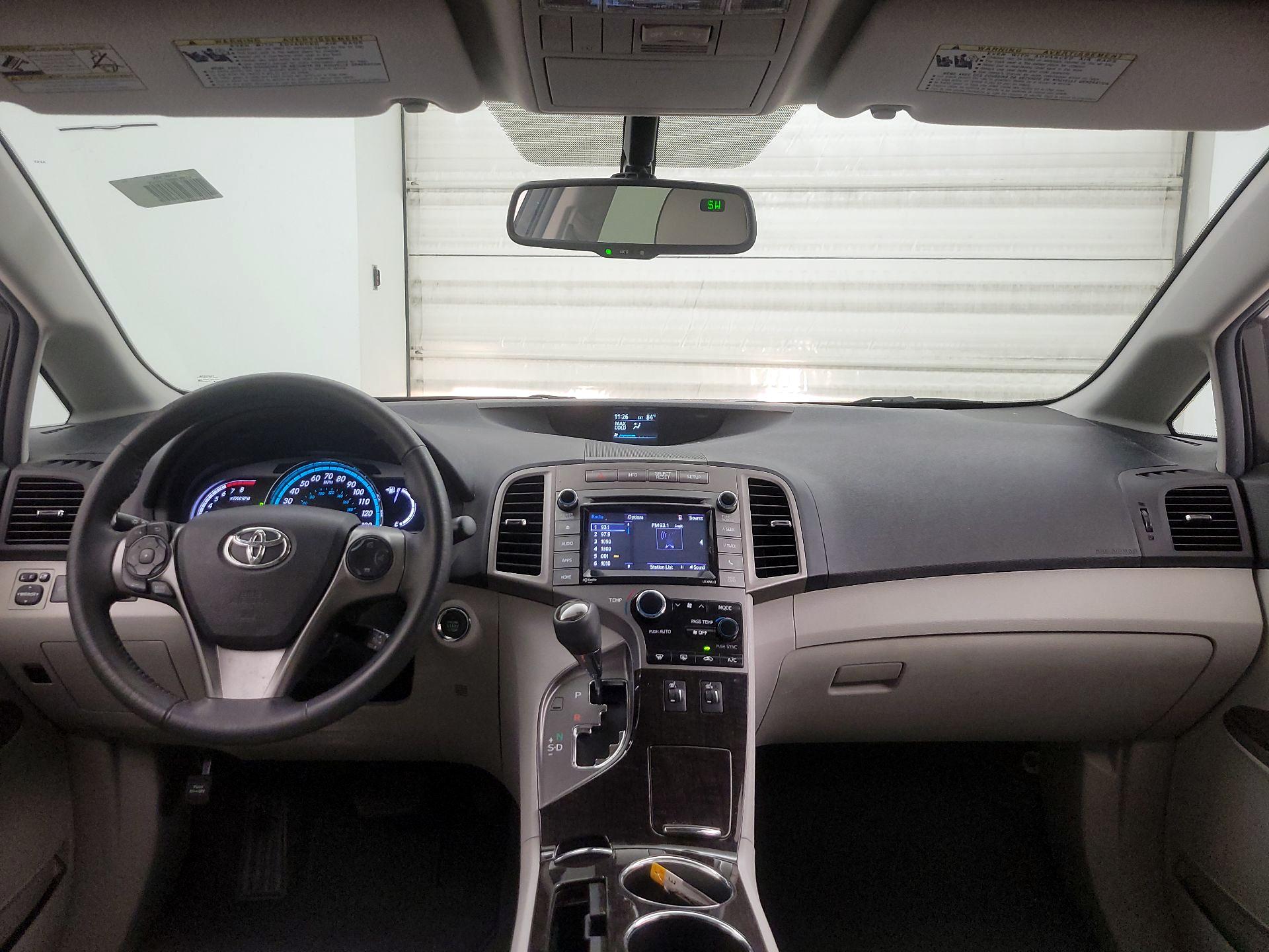 Thumbnail: 2015 Toyota Venza - 9
