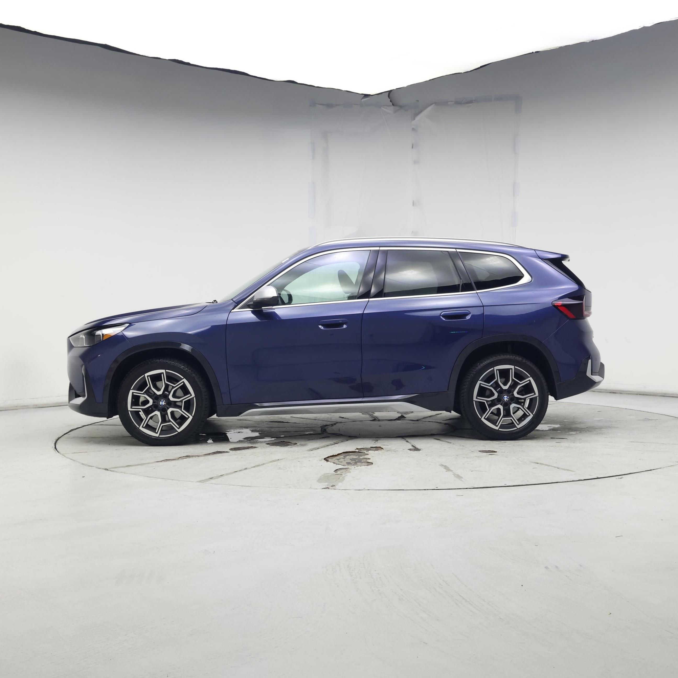 Thumbnail: 2024 BMW X1 - 3