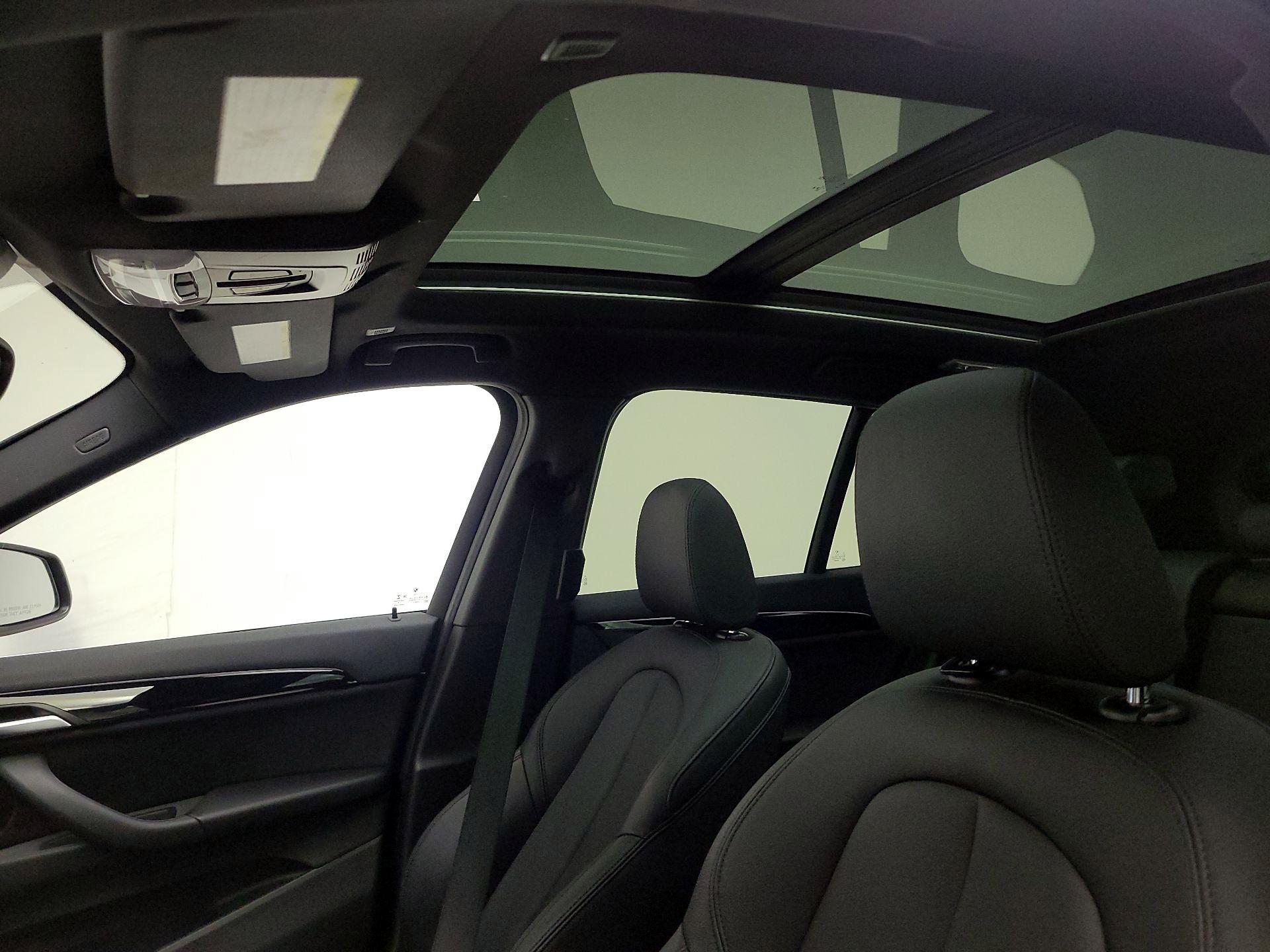 Thumbnail: 2019 BMW X1 - 20