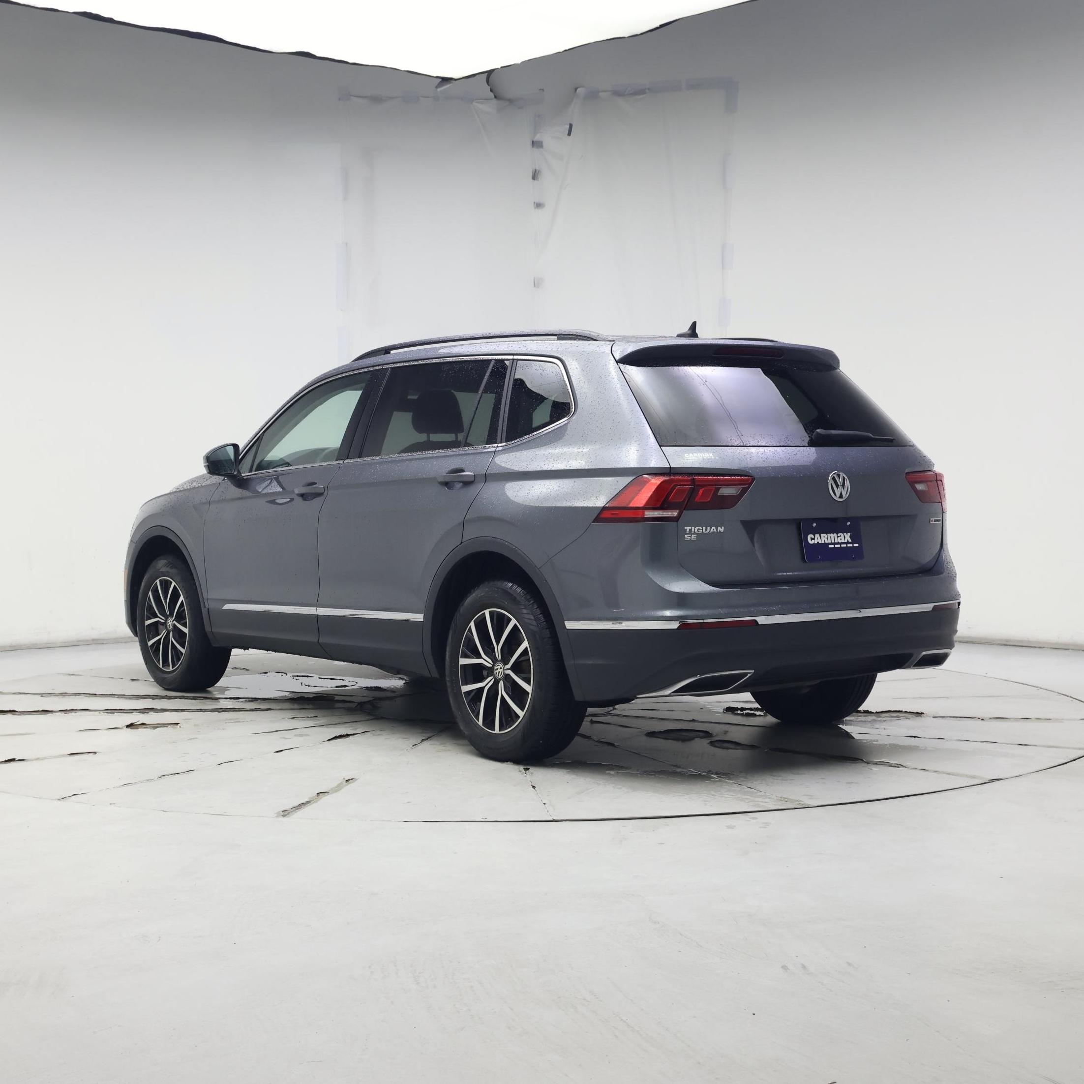 Thumbnail: 2021 Volkswagen Tiguan - 2