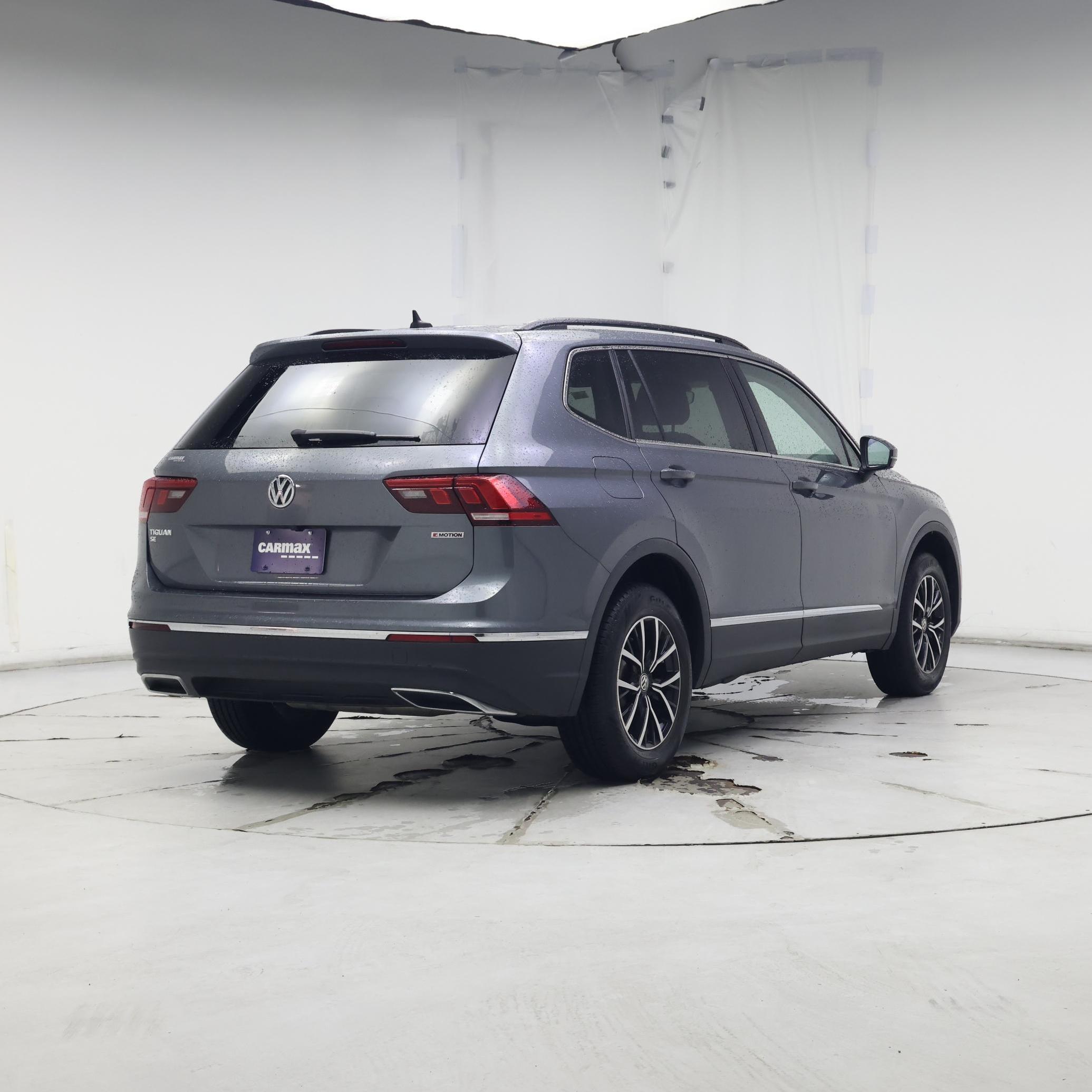 Thumbnail: 2021 Volkswagen Tiguan - 8