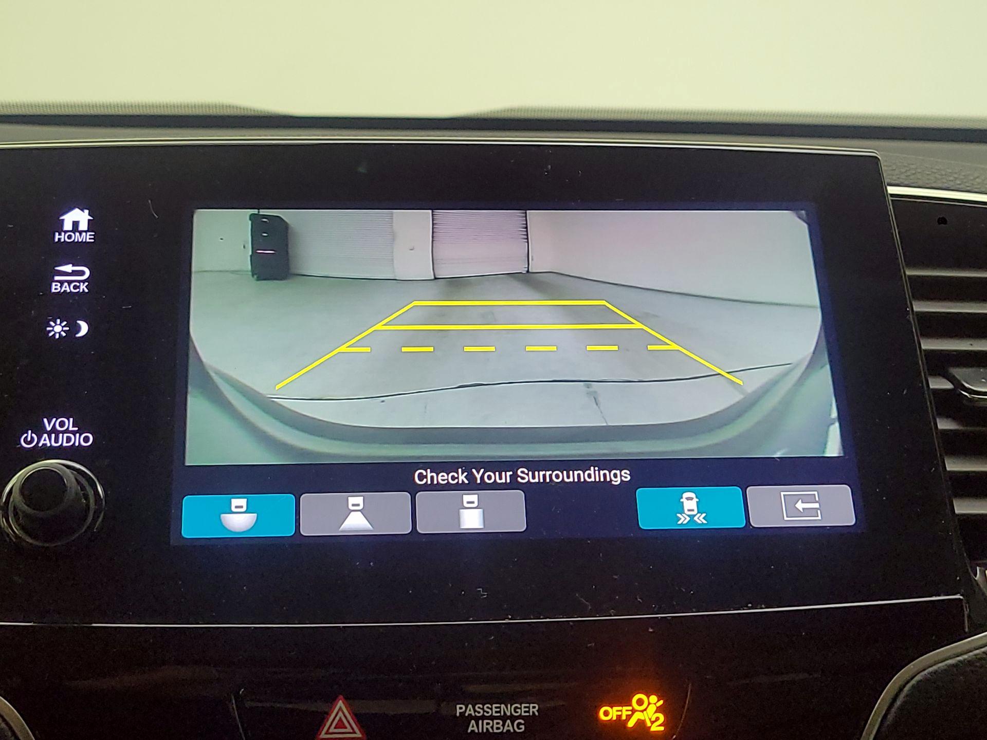 Thumbnail: 2019 Honda Pilot - 14