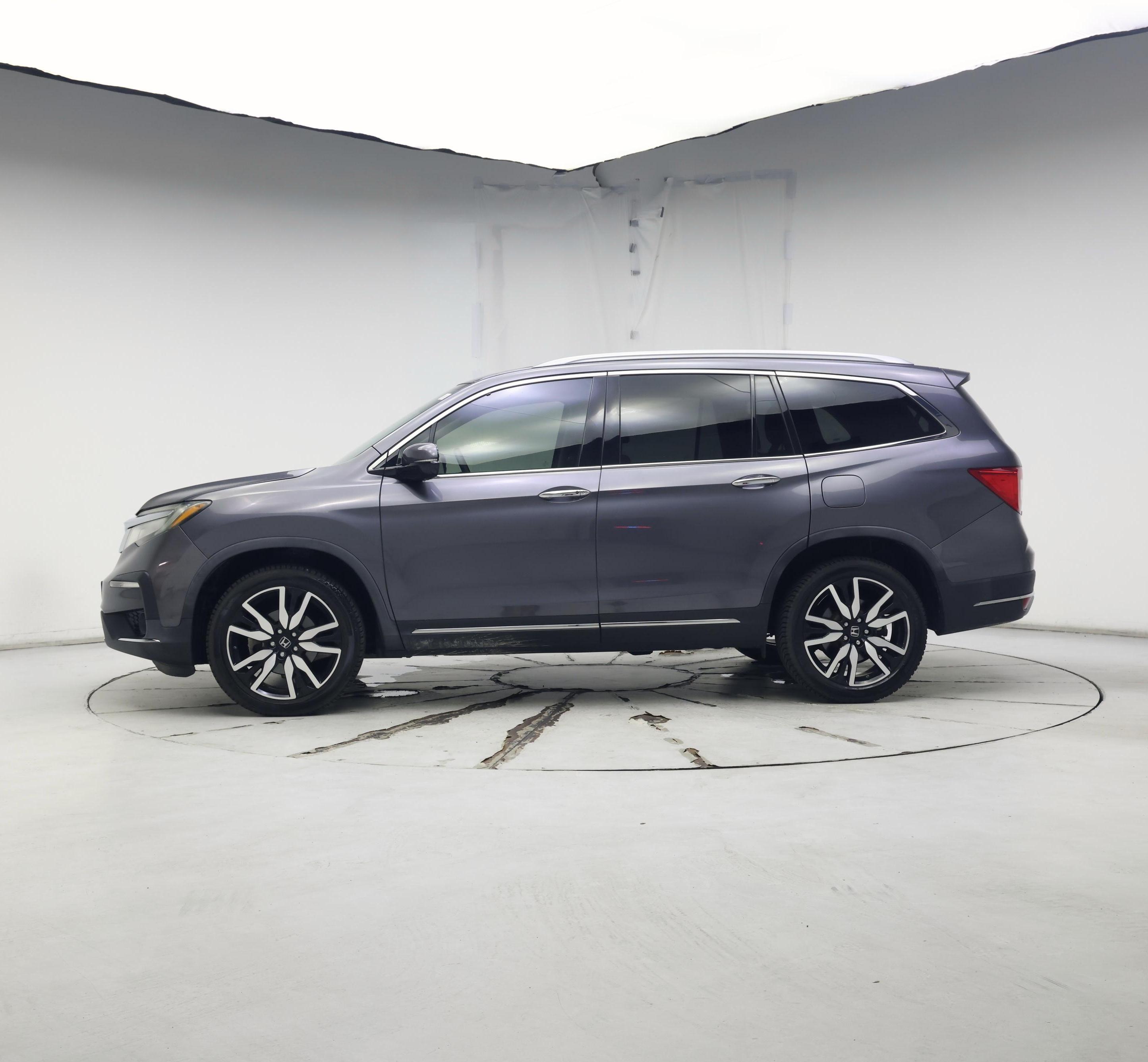 Thumbnail: 2019 Honda Pilot - 3