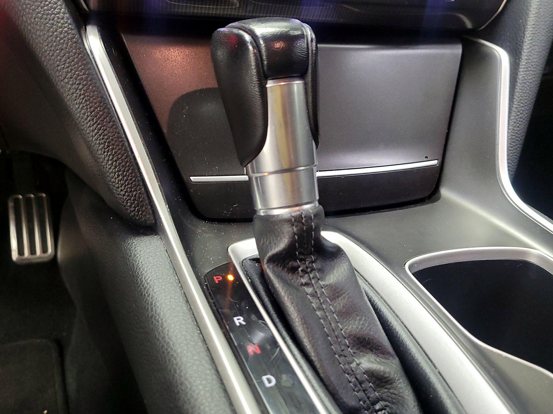 Thumbnail: 2020 Honda Accord - 17
