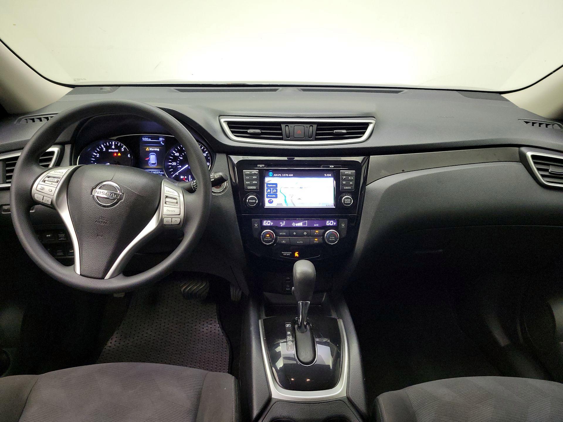 Thumbnail: 2016 Nissan Rogue - 9