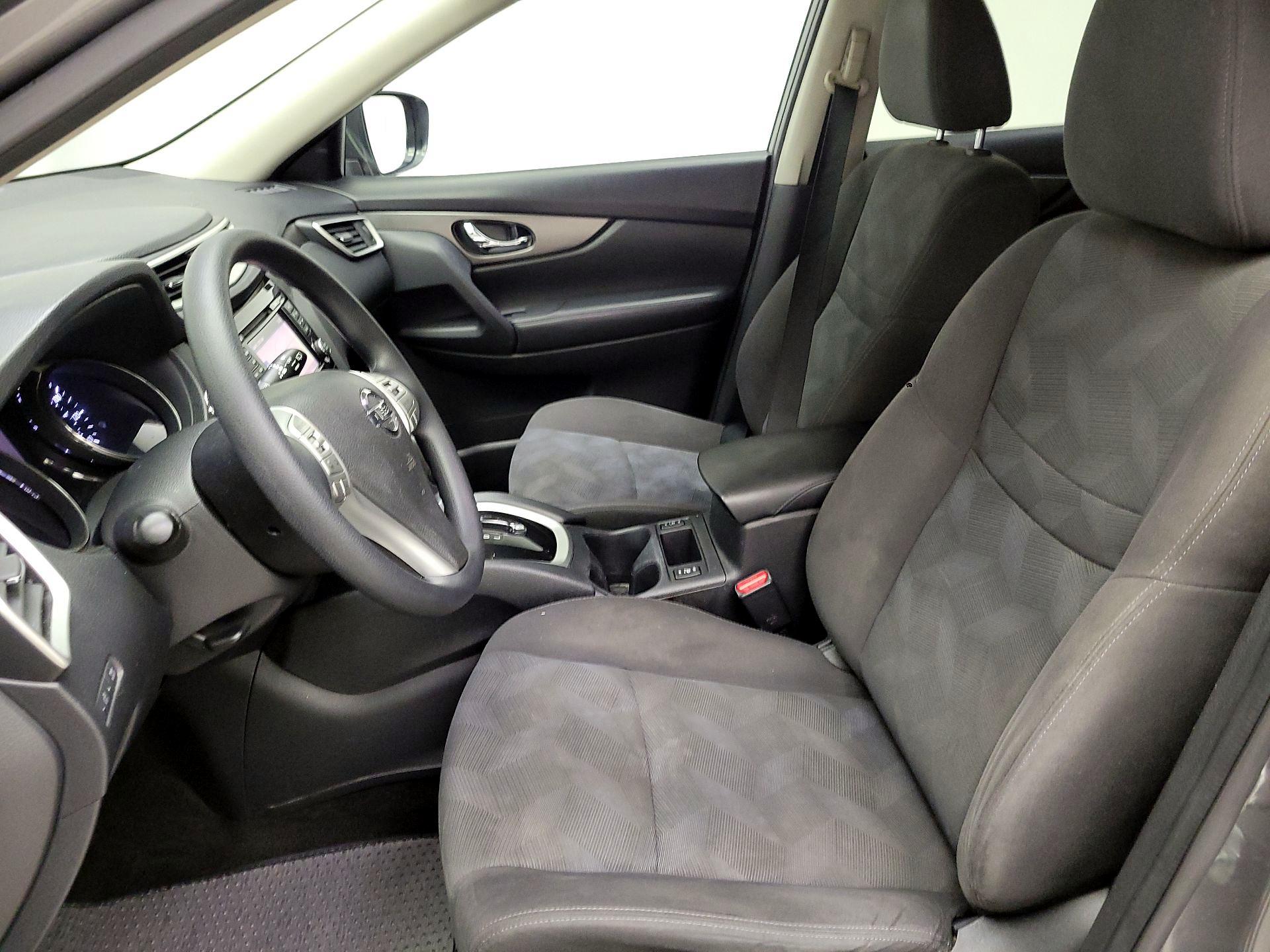 Thumbnail: 2016 Nissan Rogue - 11