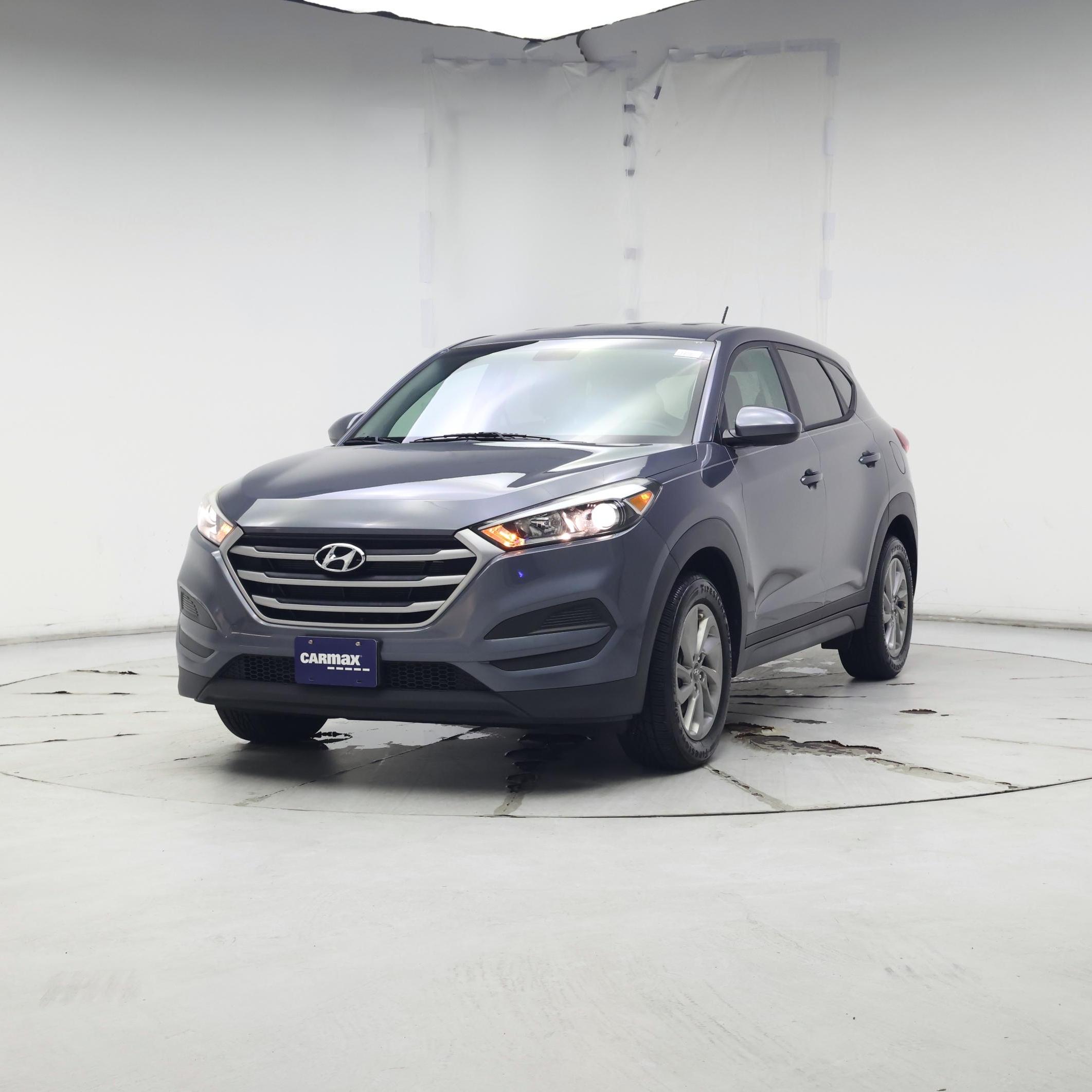 Thumbnail: 2017 Hyundai Tucson - 4