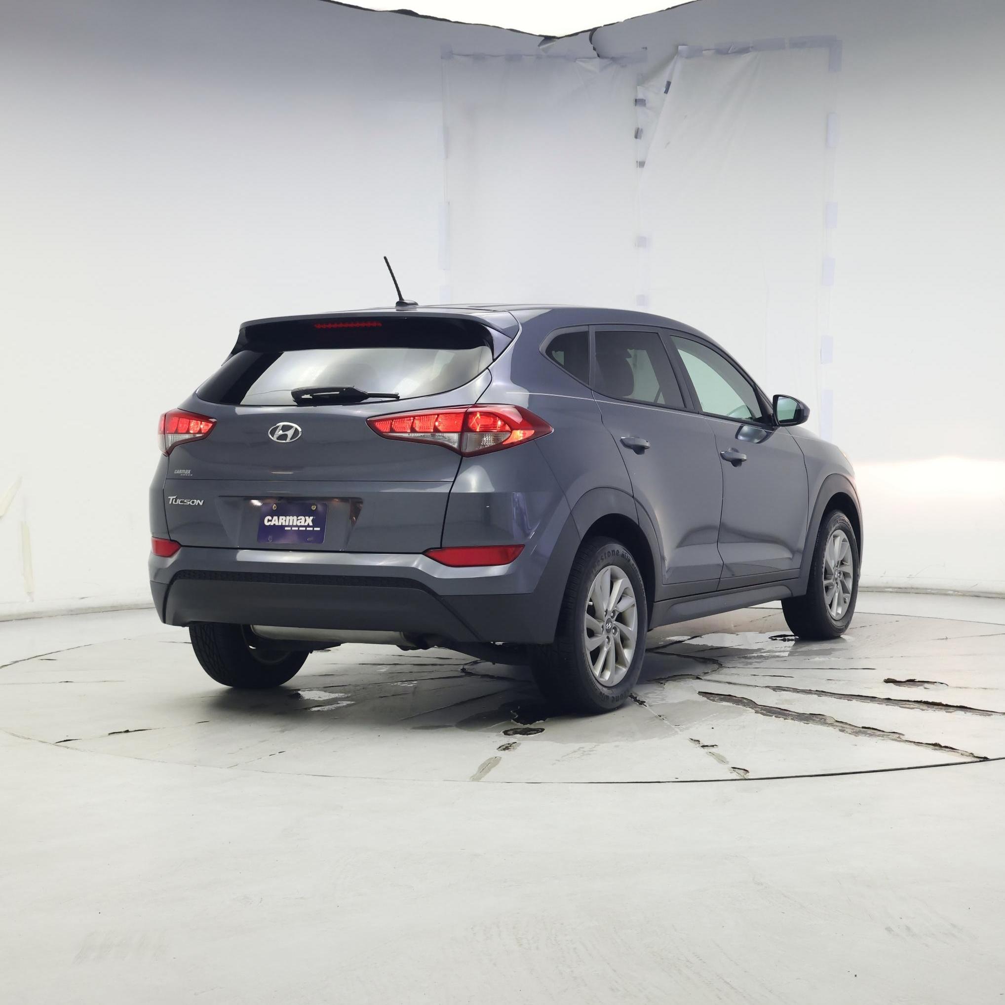 Thumbnail: 2017 Hyundai Tucson - 8