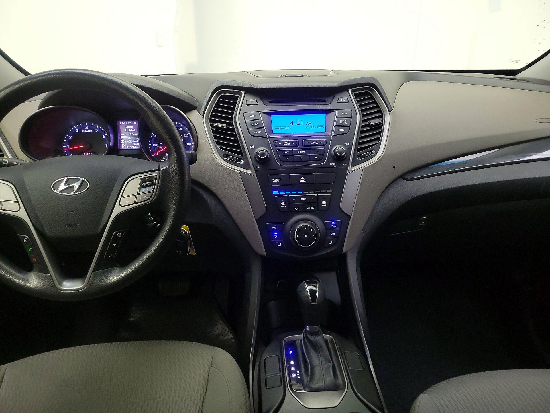 Thumbnail: 2016 Hyundai Santa Fe - 9