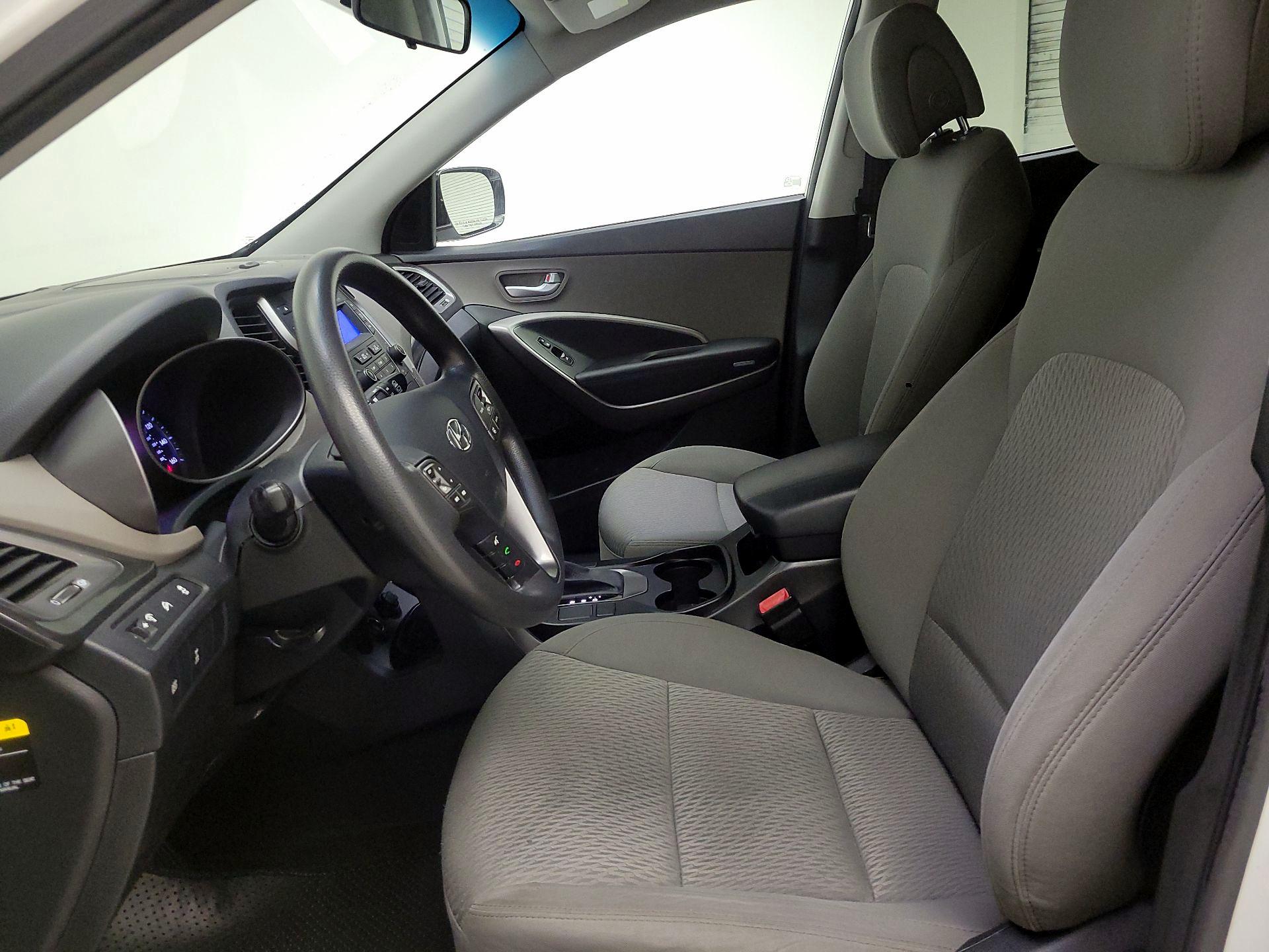 Thumbnail: 2016 Hyundai Santa Fe - 11