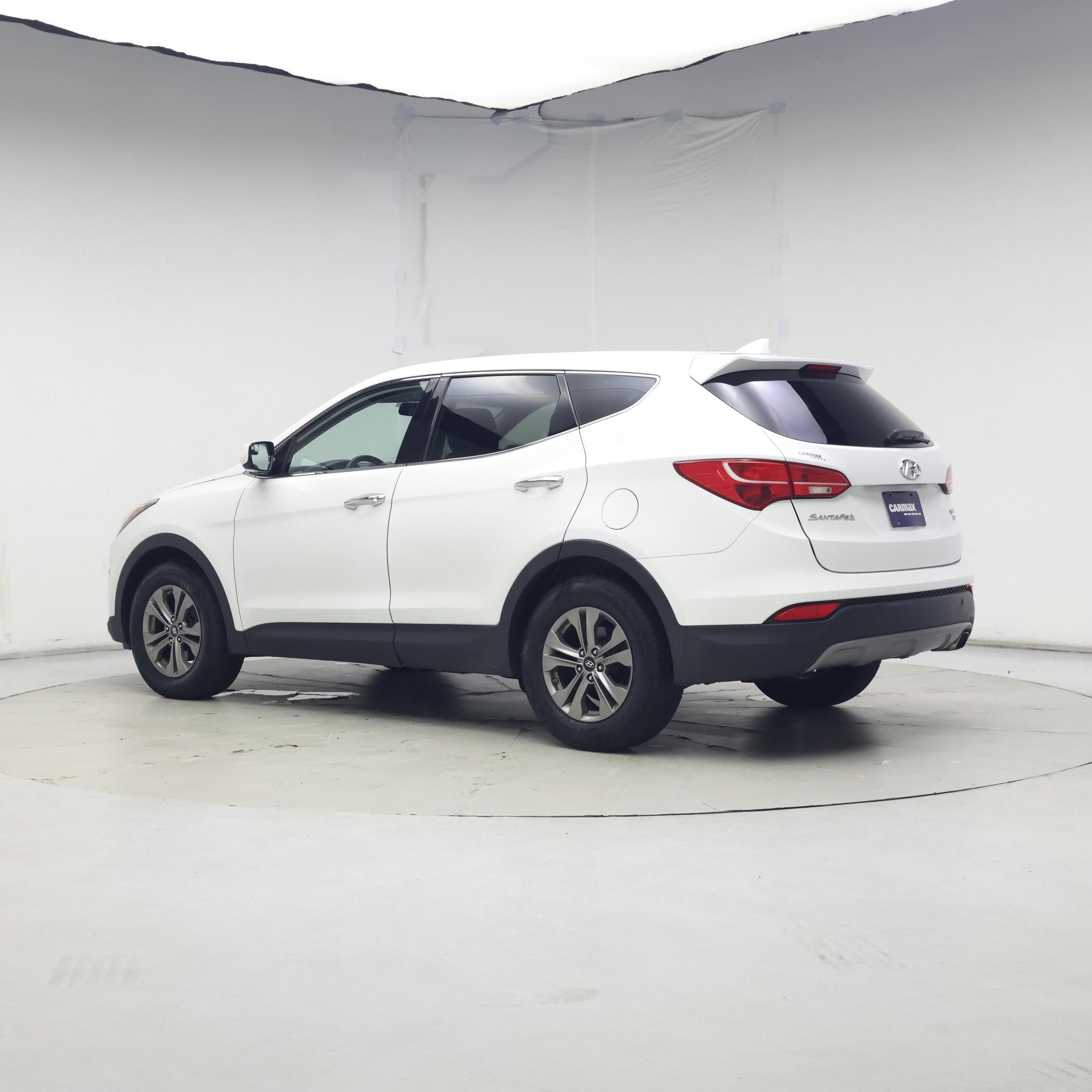 Thumbnail: 2016 Hyundai Santa Fe - 2