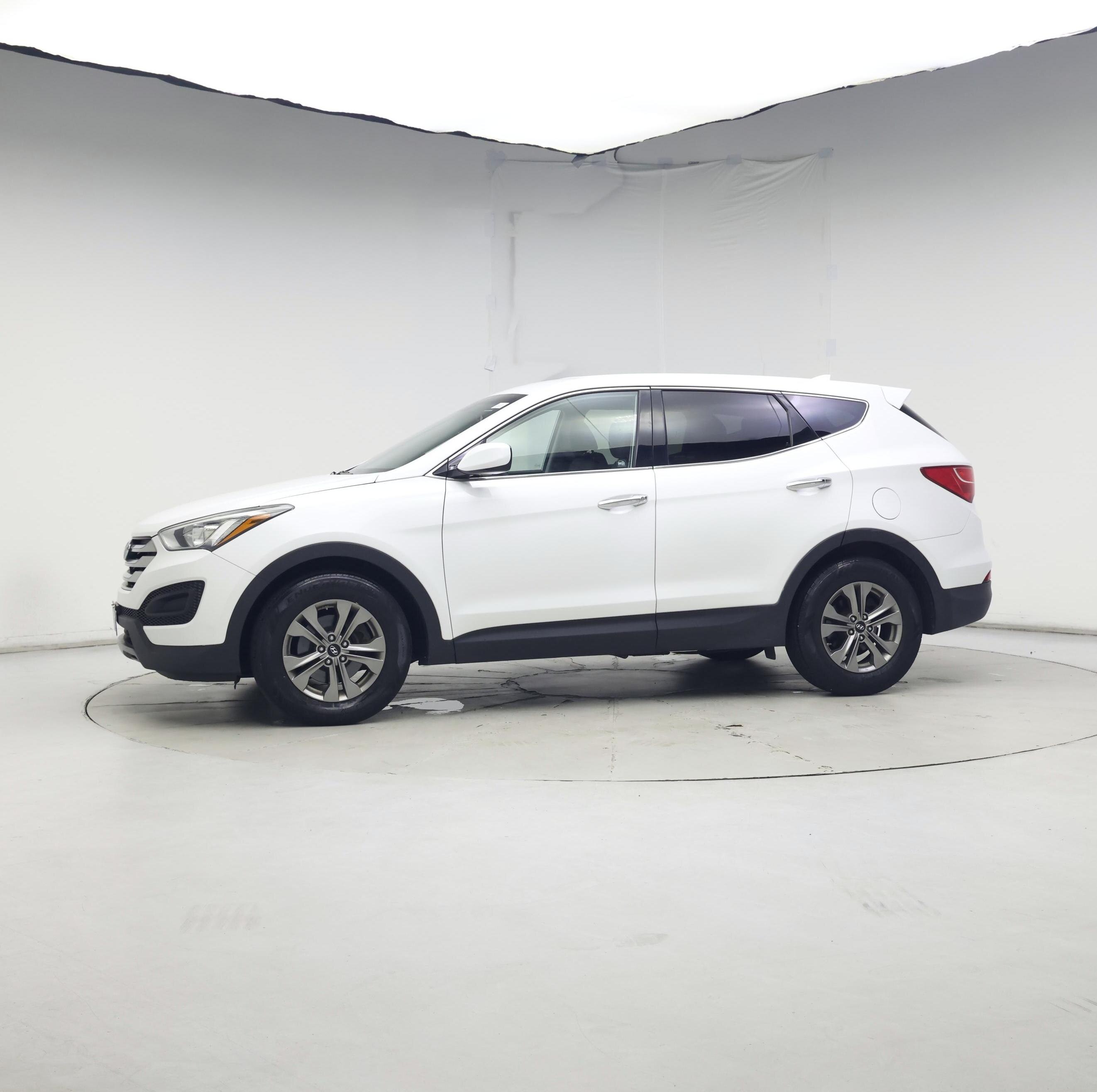 Thumbnail: 2016 Hyundai Santa Fe - 3