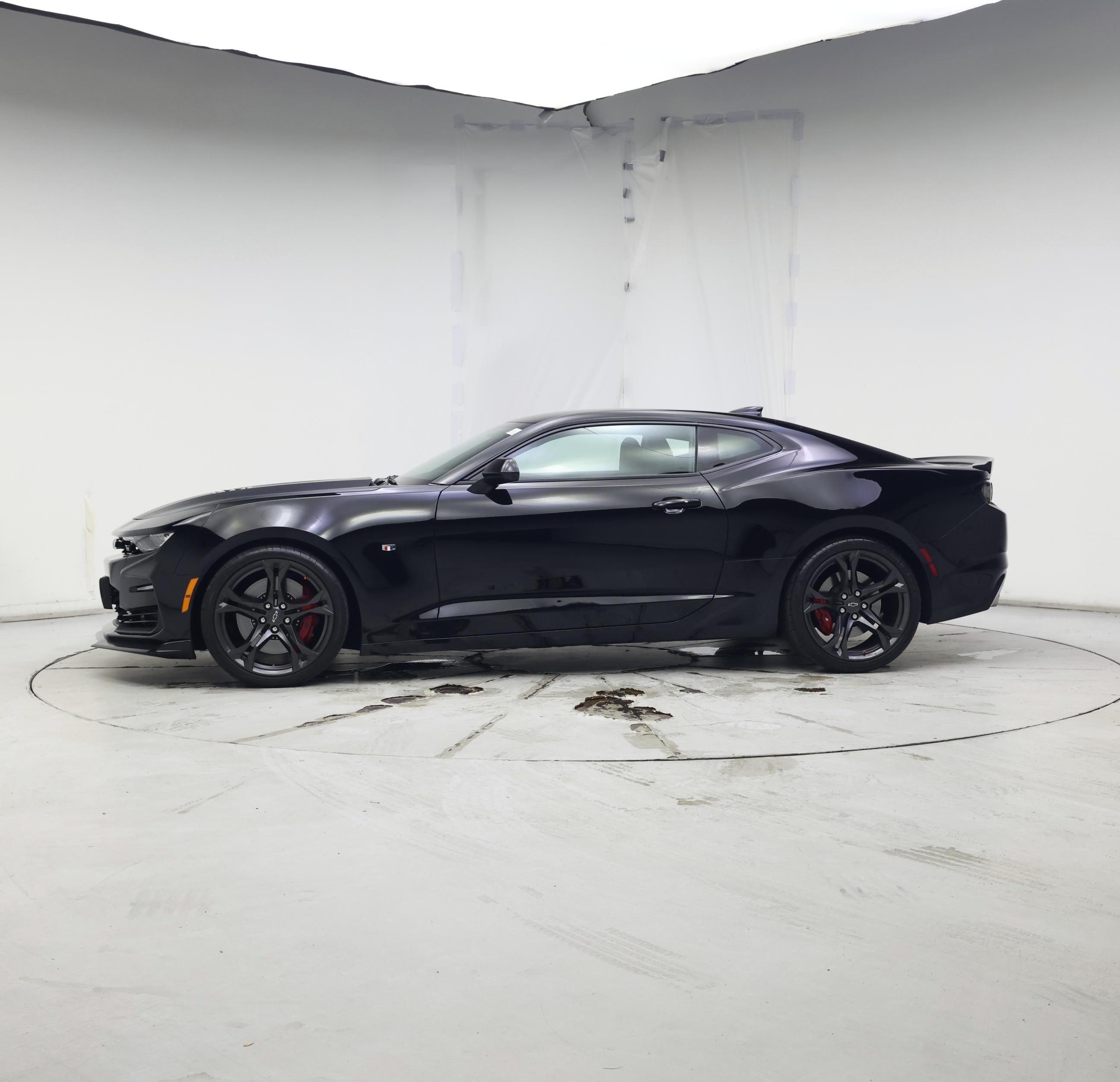 Thumbnail: 2021 Chevrolet Camaro - 3