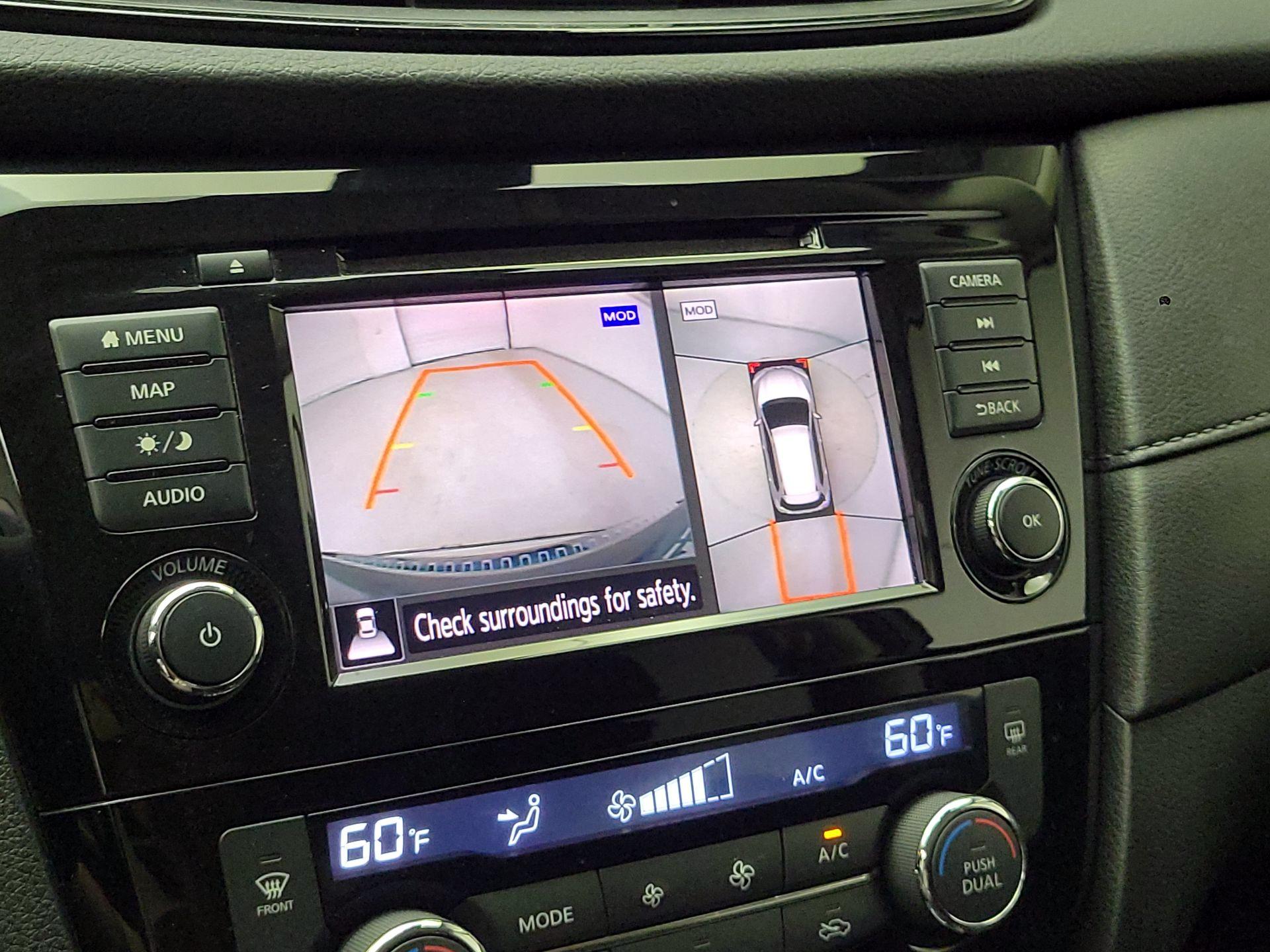 Thumbnail: 2019 Nissan Rogue - 14