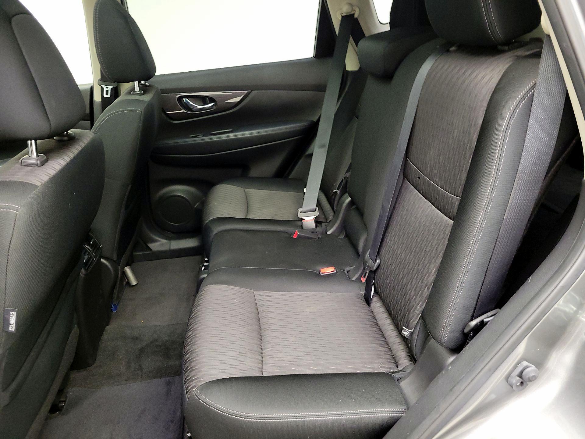 Thumbnail: 2019 Nissan Rogue - 20