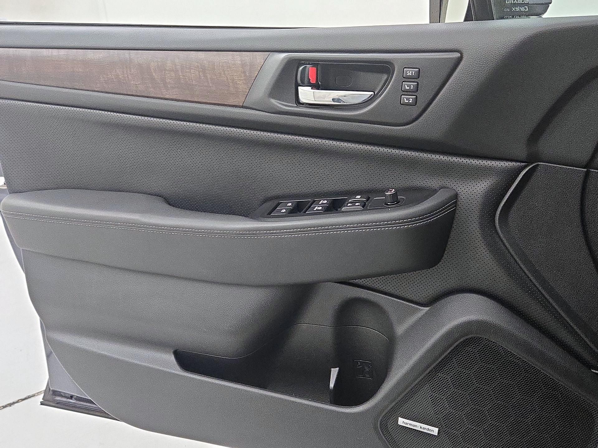 Thumbnail: 2016 Subaru Outback - 12