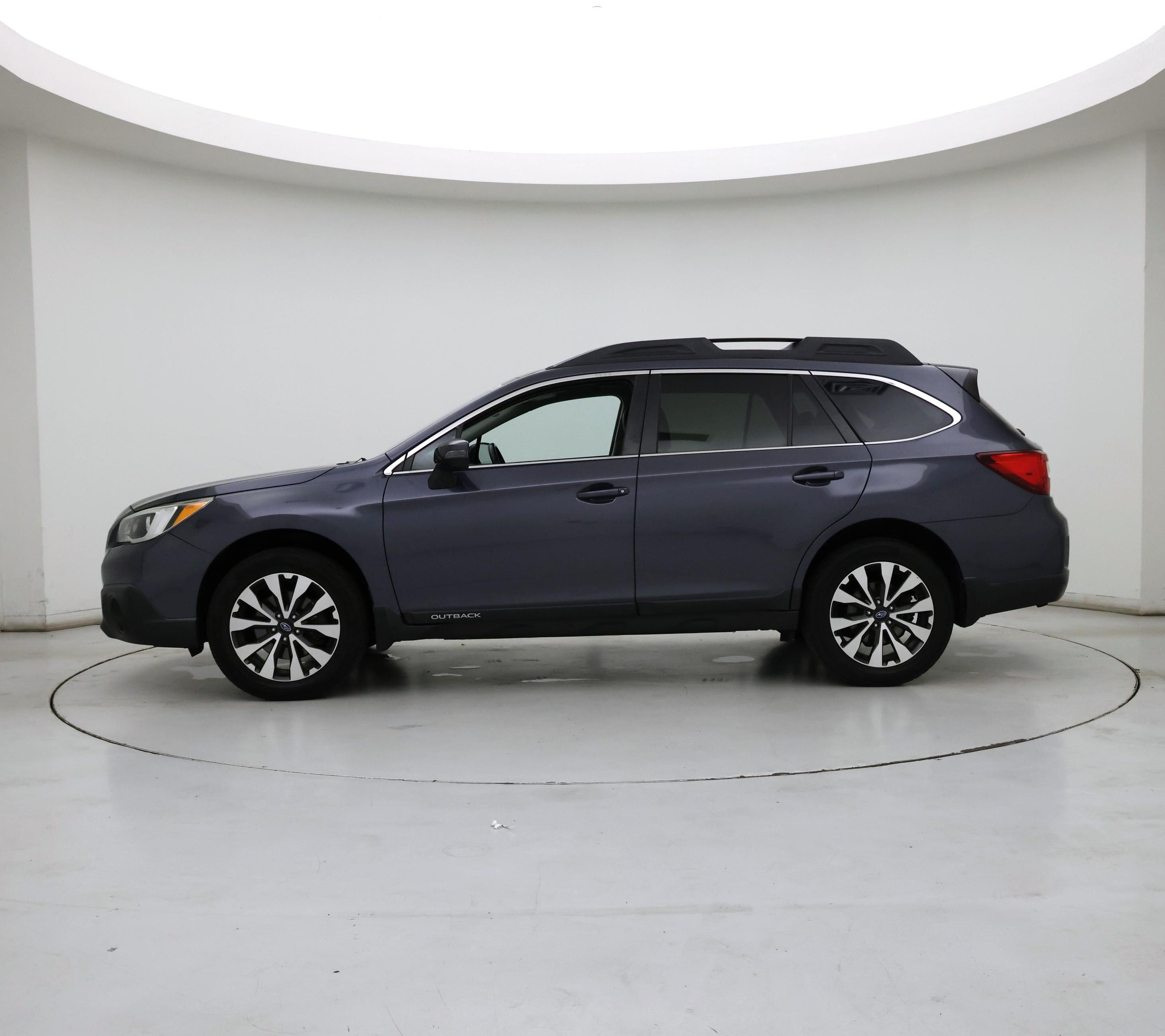 Thumbnail: 2016 Subaru Outback - 3