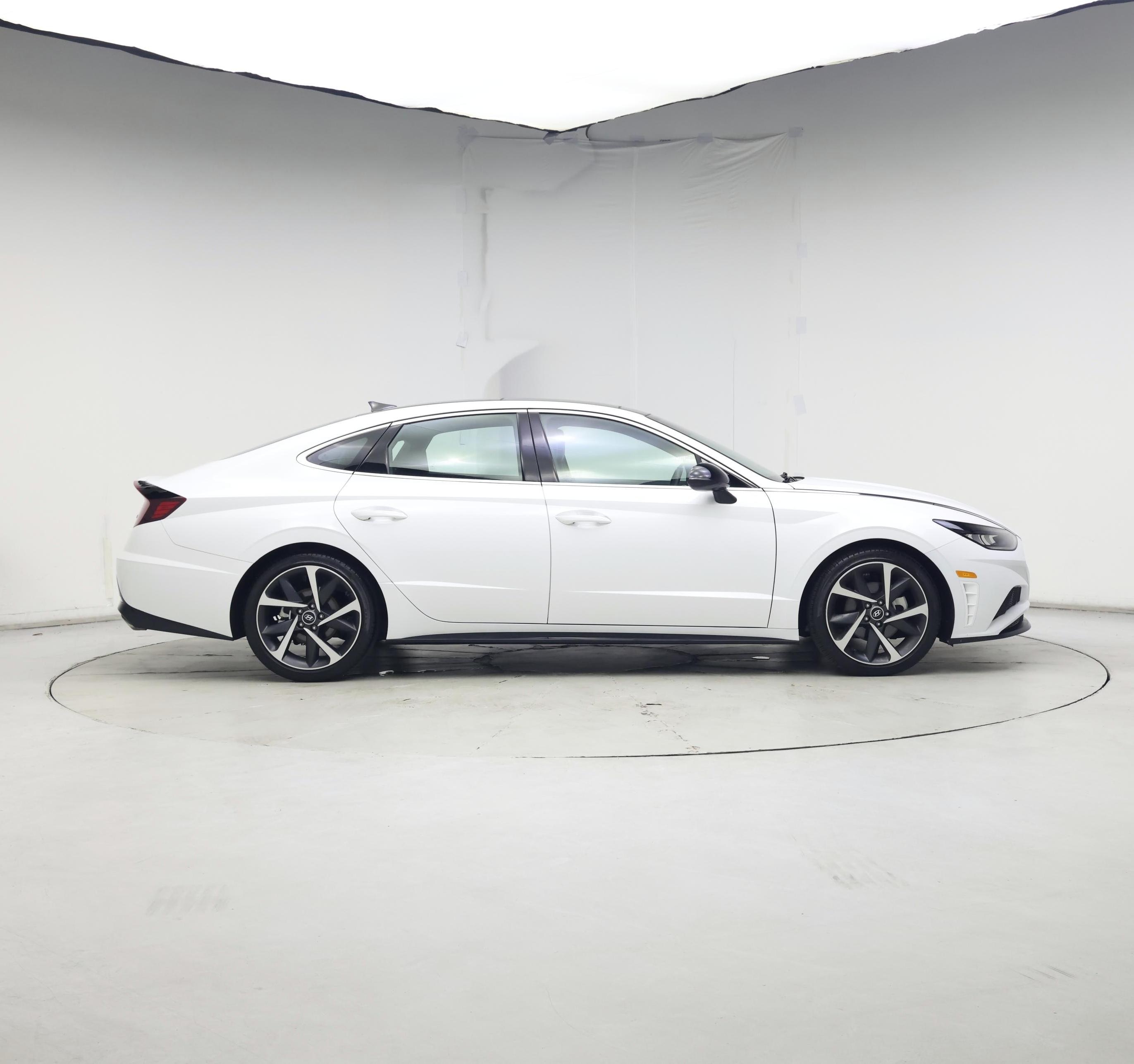 Thumbnail: 2023 Hyundai Sonata - 7