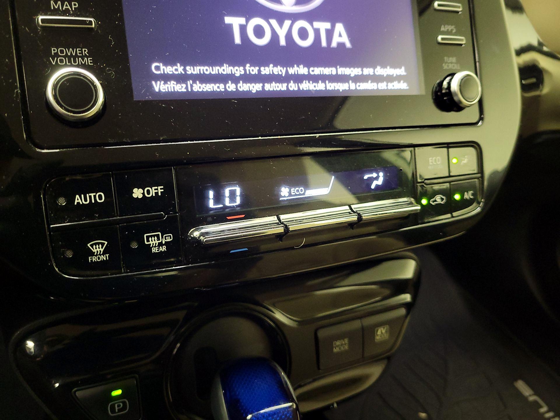 Thumbnail: 2020 Toyota Prius - 16