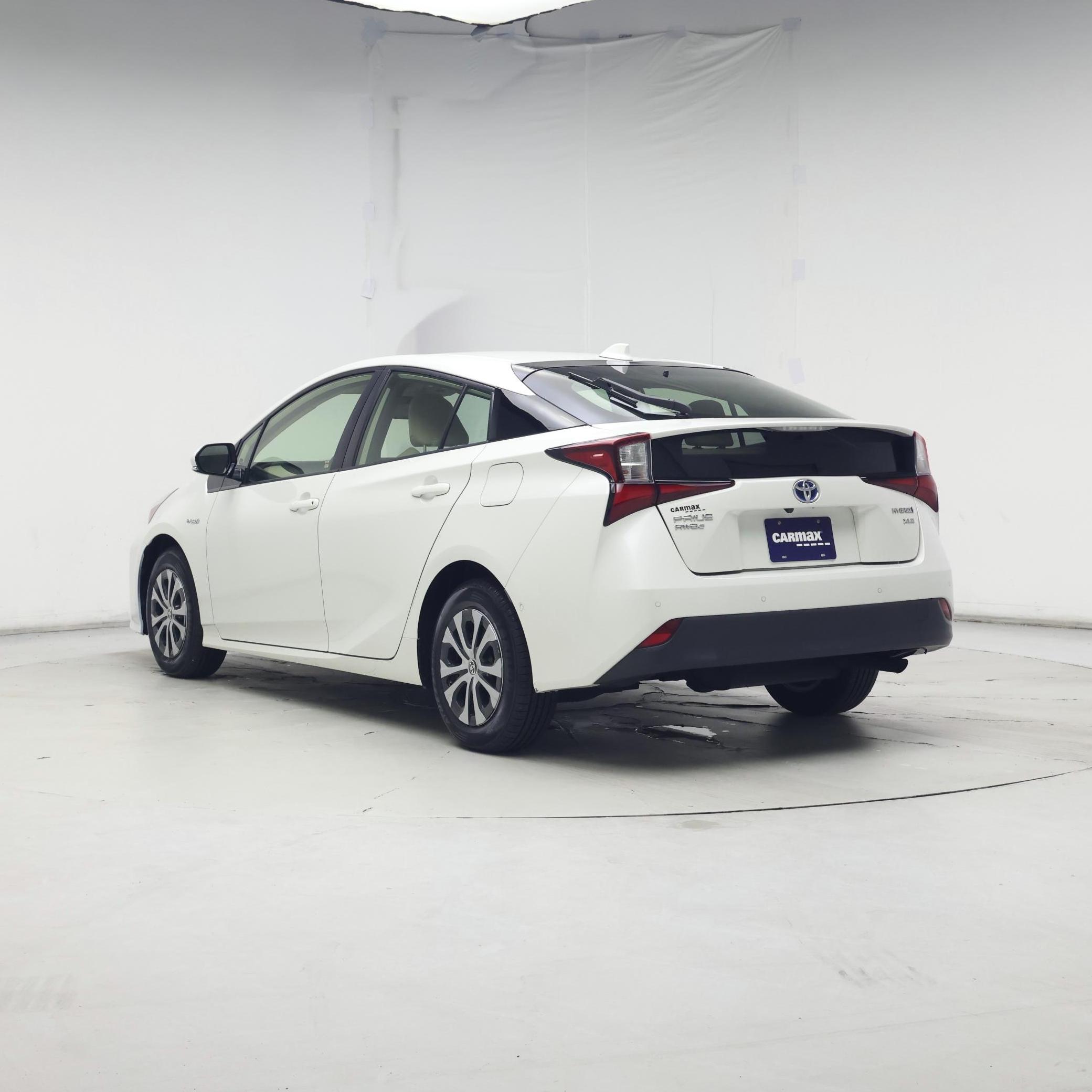 Thumbnail: 2020 Toyota Prius - 2