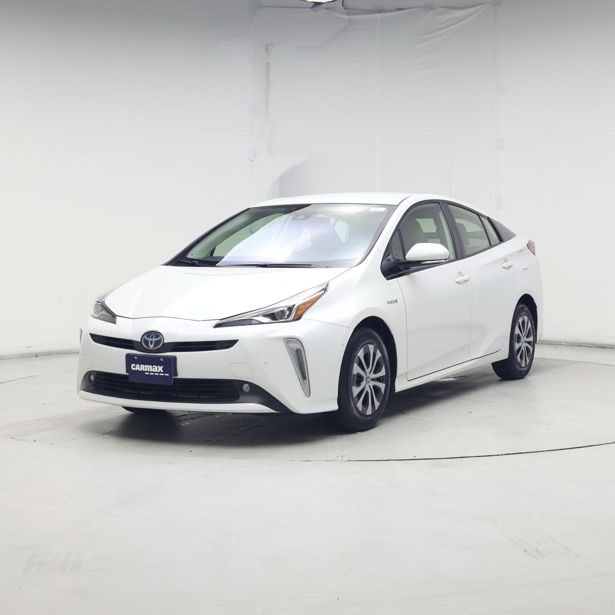 Thumbnail: 2020 Toyota Prius - 4