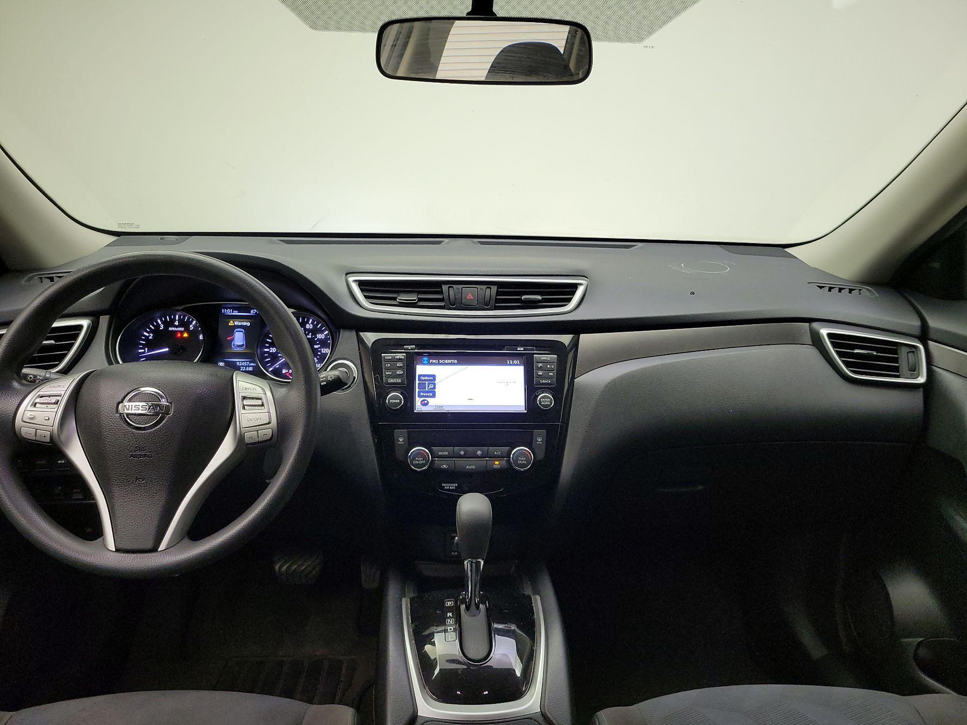 Thumbnail: 2015 Nissan Rogue - 9