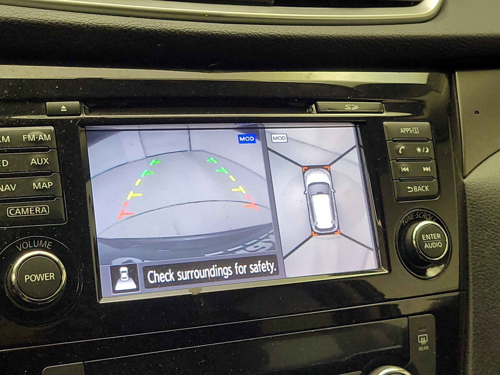 Thumbnail: 2015 Nissan Rogue - 15