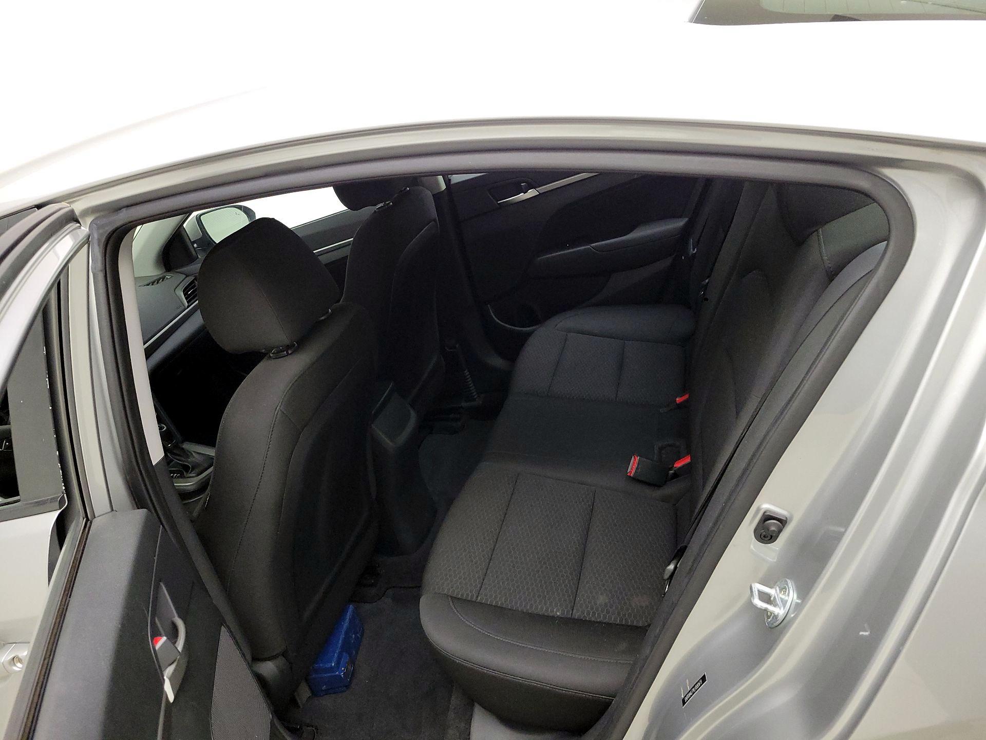 Thumbnail: 2020 Hyundai Elantra - 19