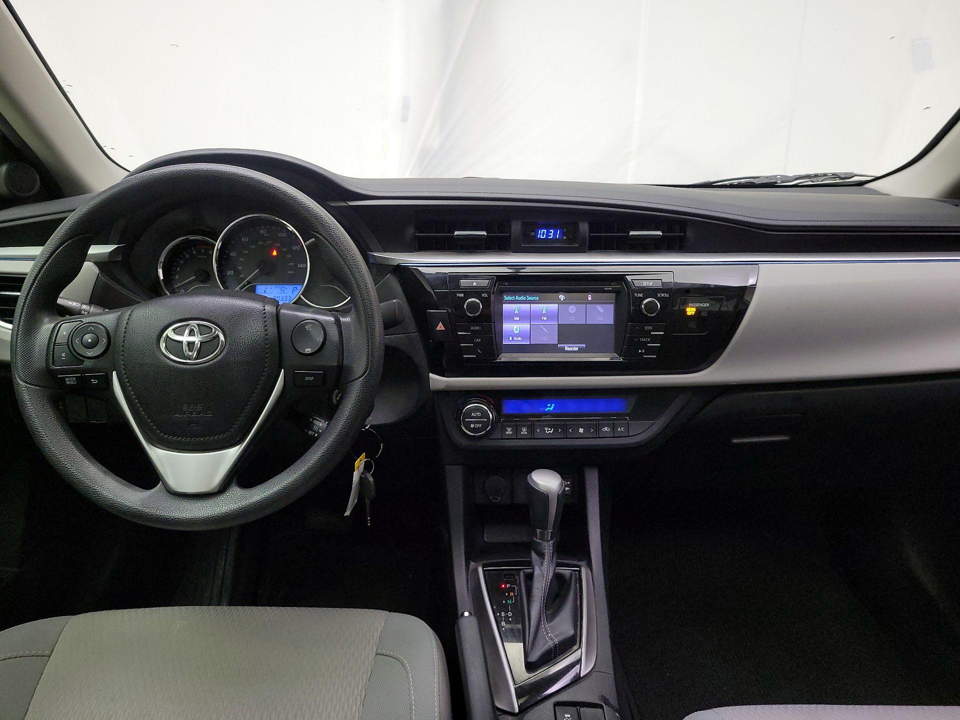 Thumbnail: 2014 Toyota Corolla - 9