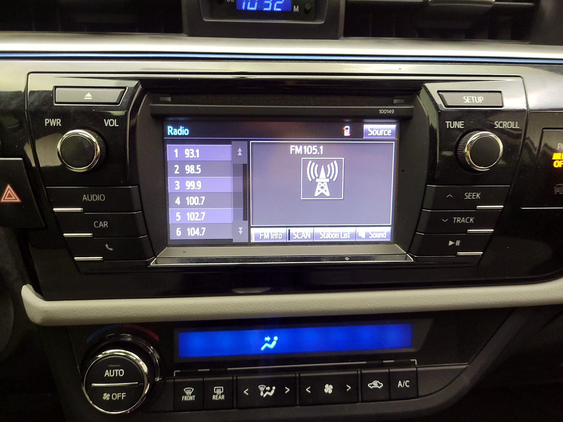 Thumbnail: 2014 Toyota Corolla - 15