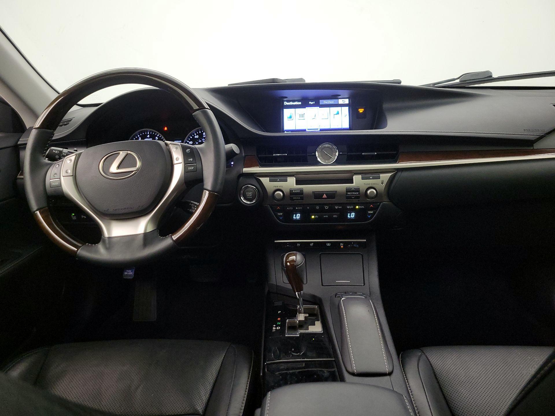Thumbnail: 2014 Lexus ES - 9