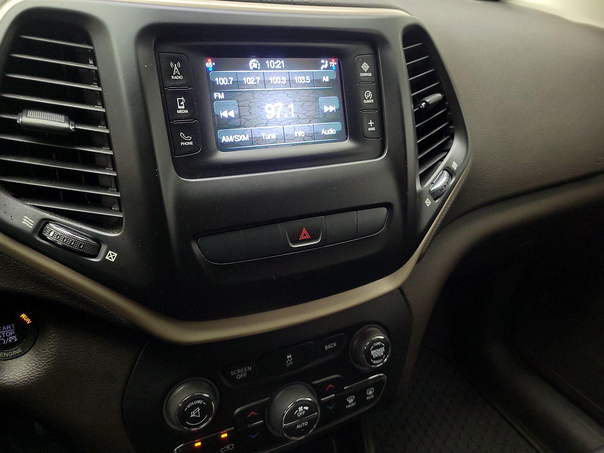 Thumbnail: 2014 Jeep Cherokee - 15