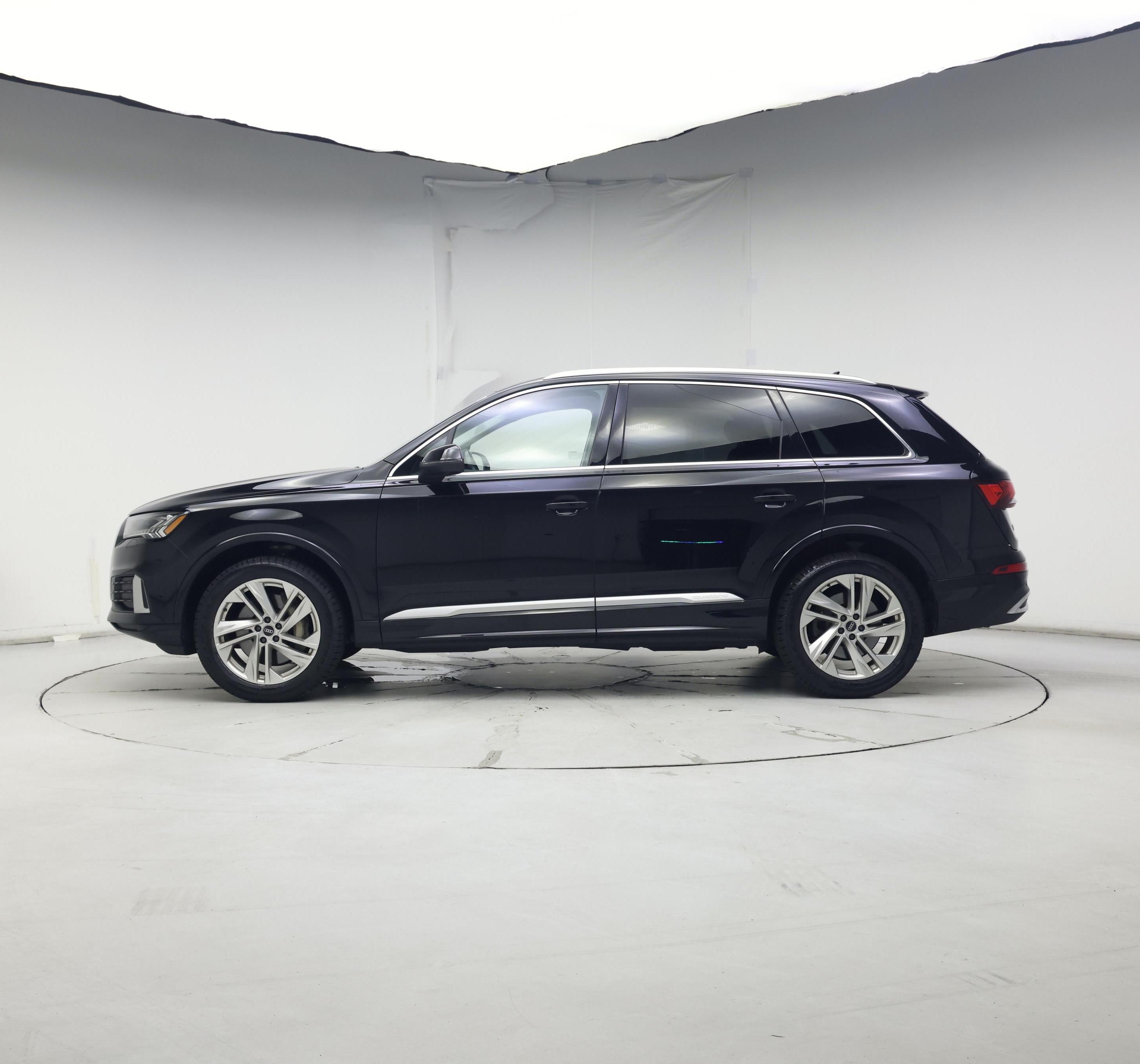 Thumbnail: 2022 Audi Q7 - 3