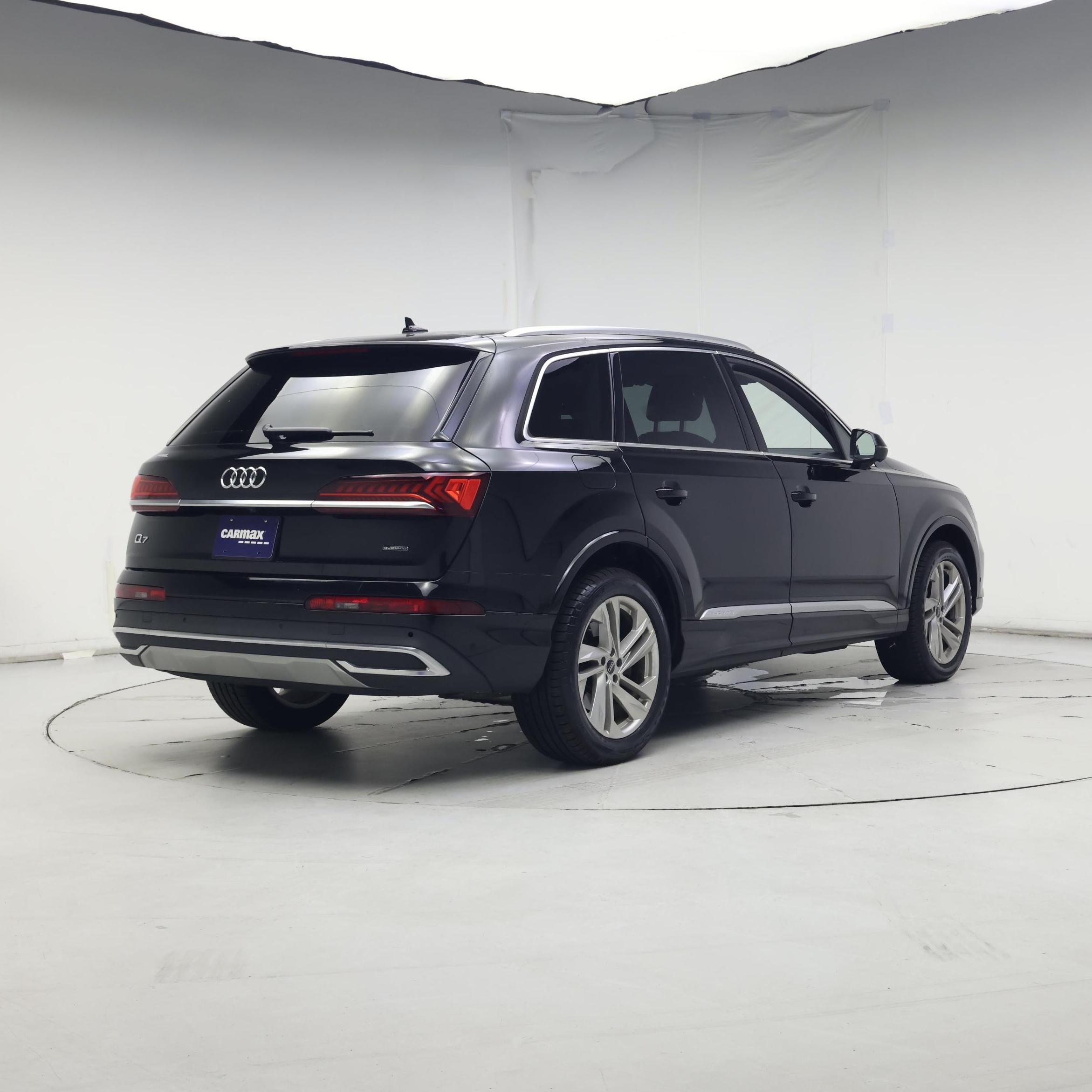 Thumbnail: 2022 Audi Q7 - 8