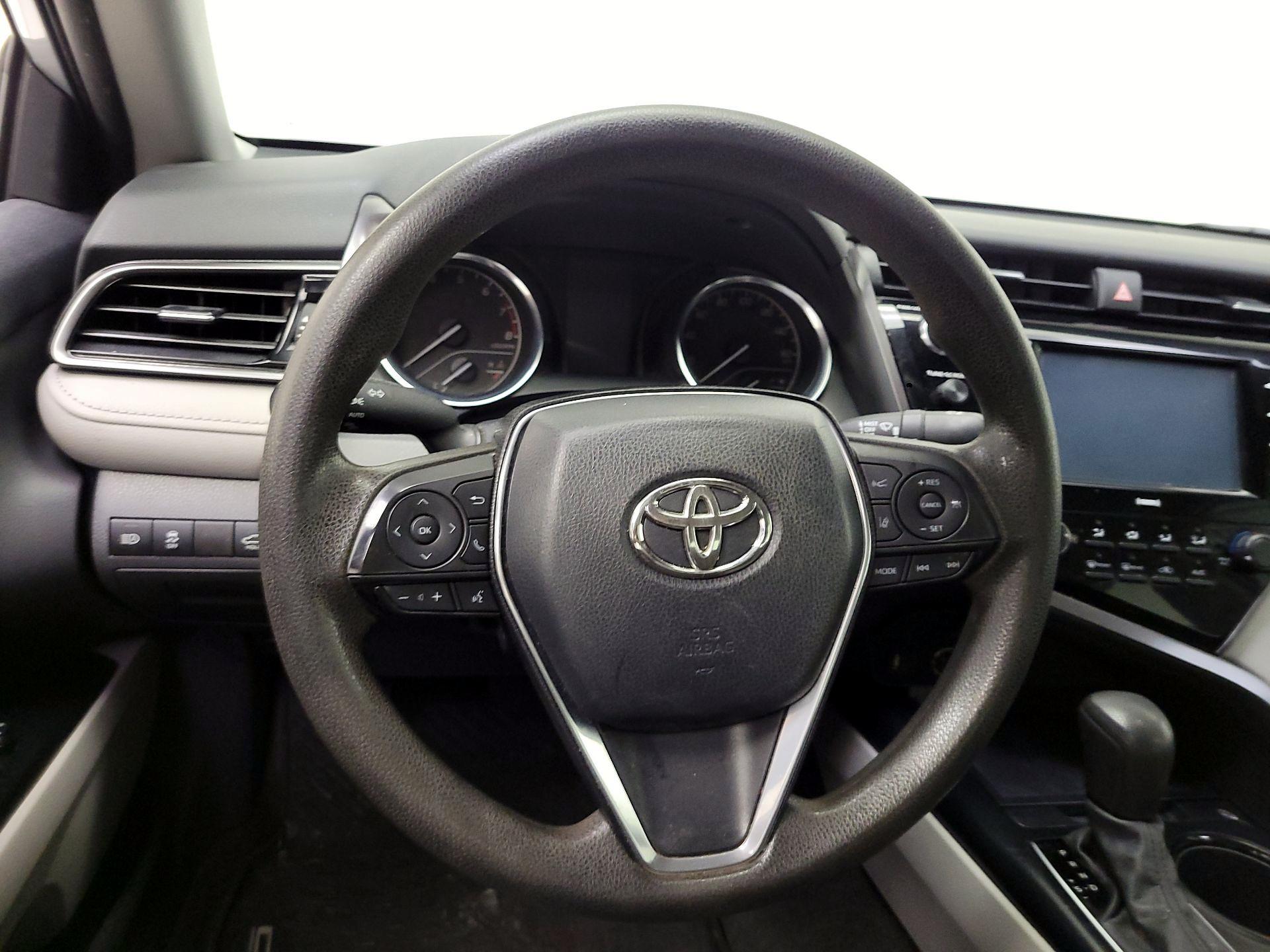 Thumbnail: 2020 Toyota Camry - 10