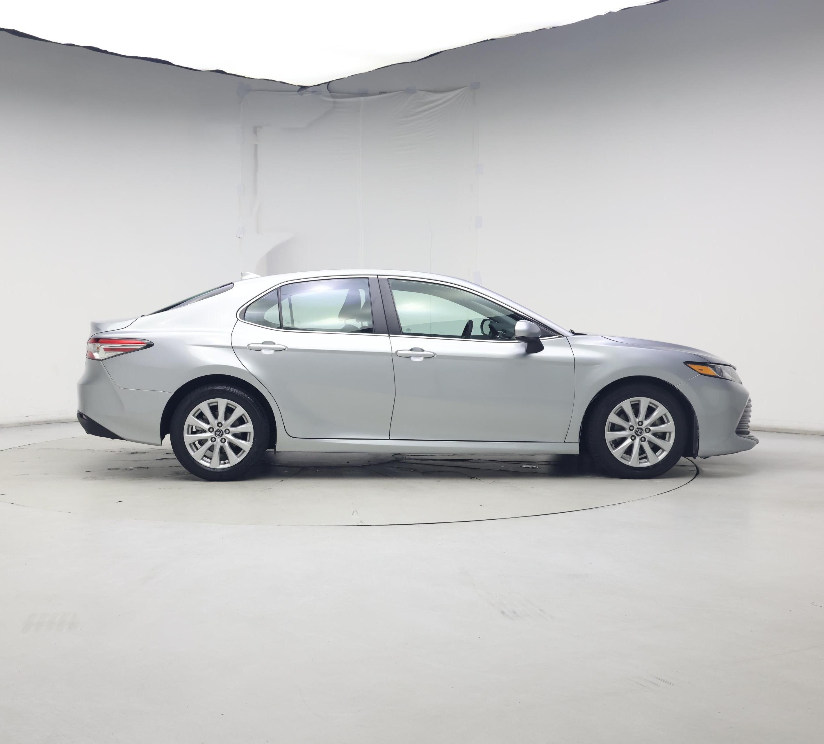 Thumbnail: 2020 Toyota Camry - 7
