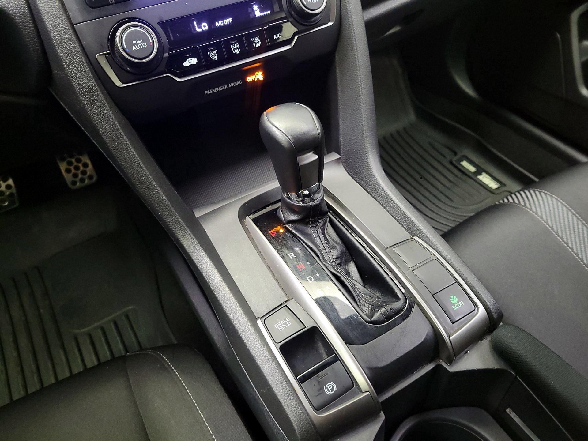 Thumbnail: 2019 Honda Civic - 17