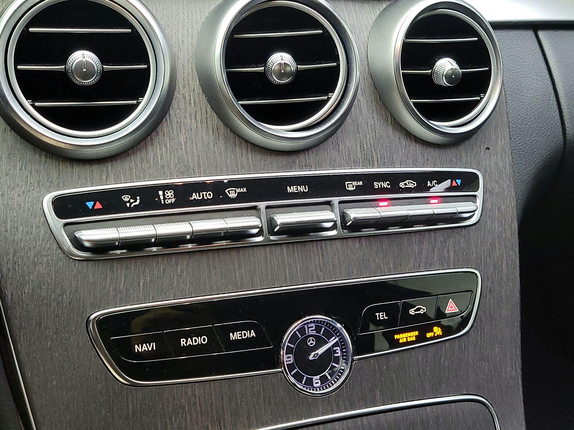 Thumbnail: 2020 Mercedes-Benz C-Class - 16
