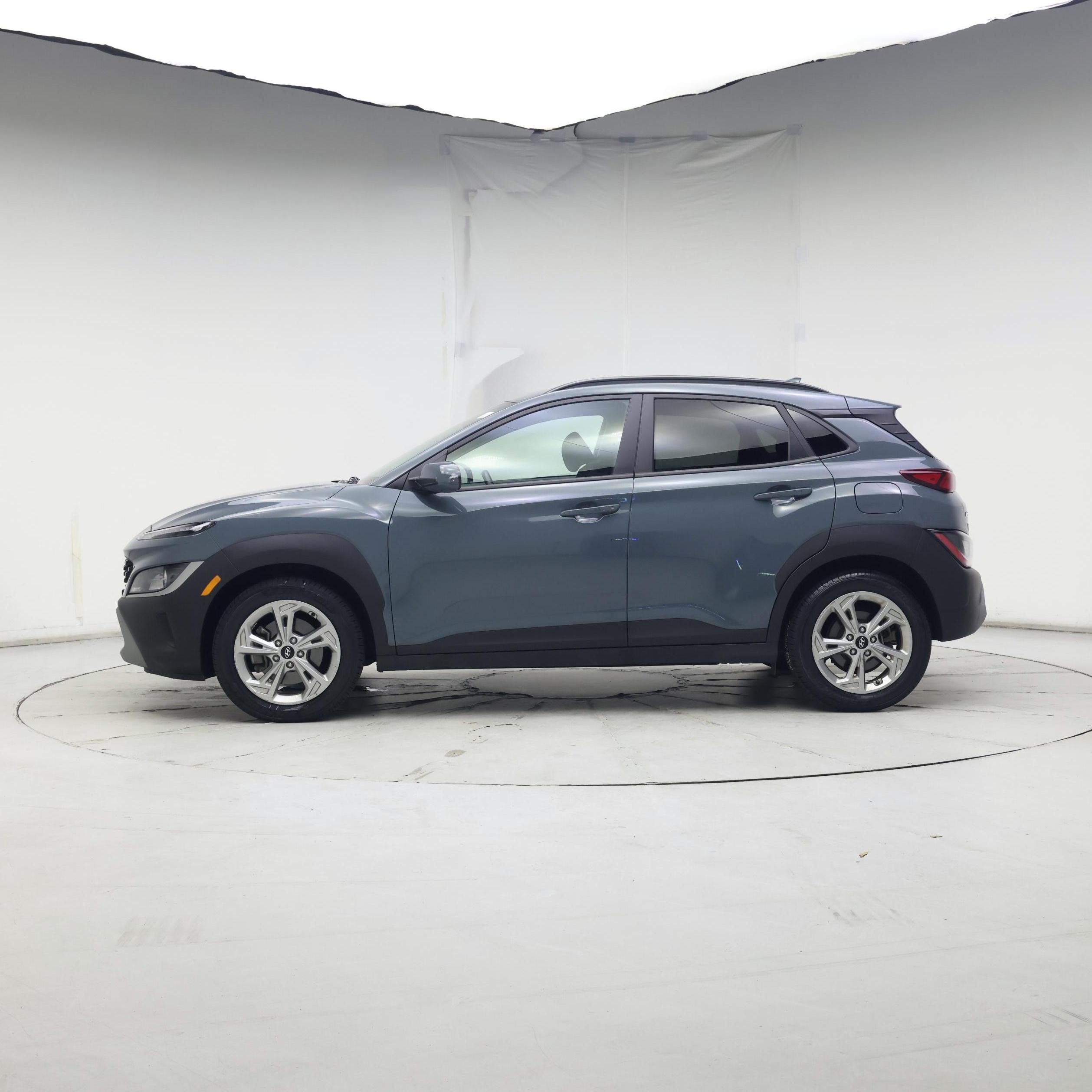 Thumbnail: 2022 Hyundai Kona - 3
