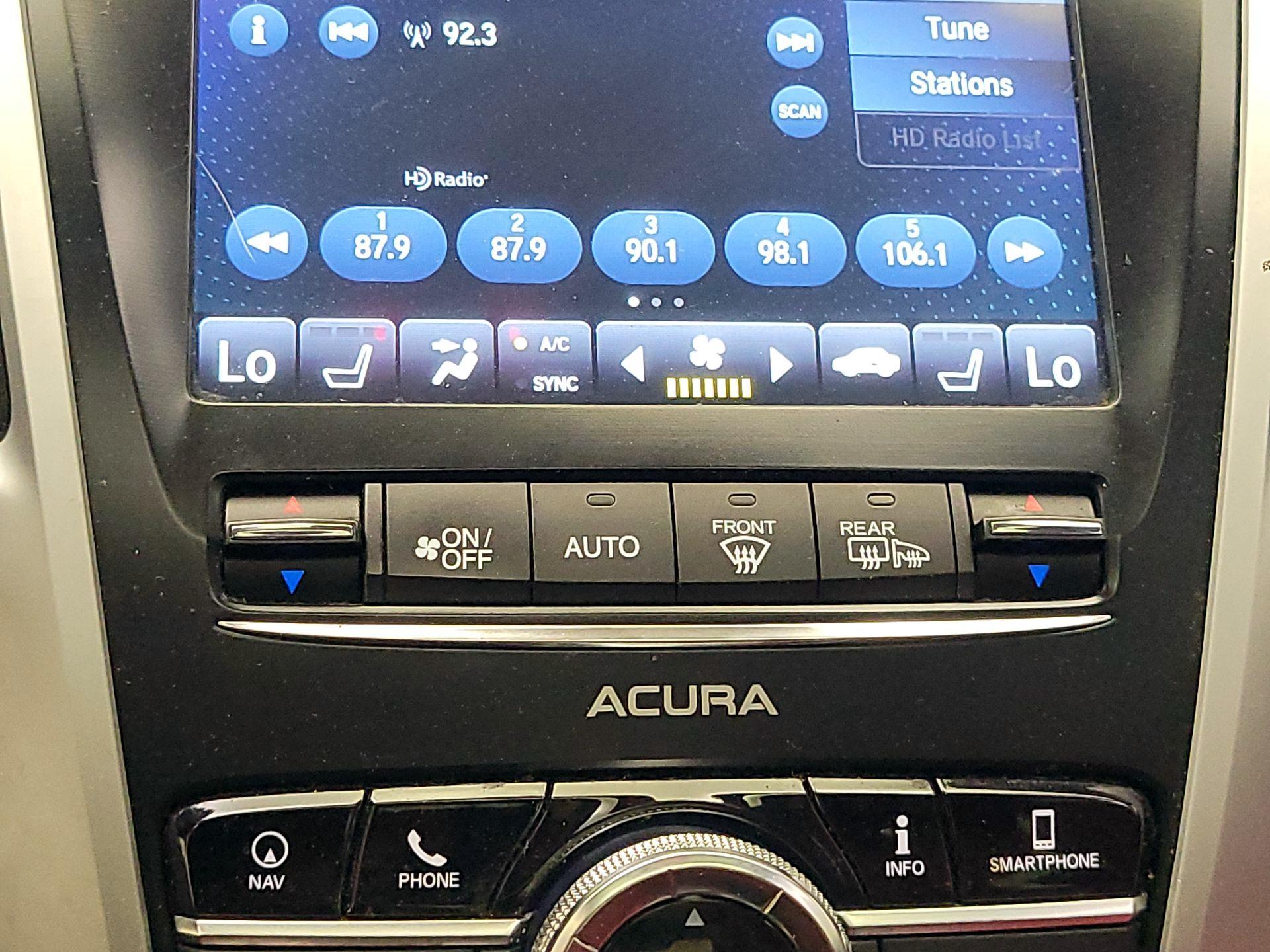 Thumbnail: 2018 Acura TLX - 17